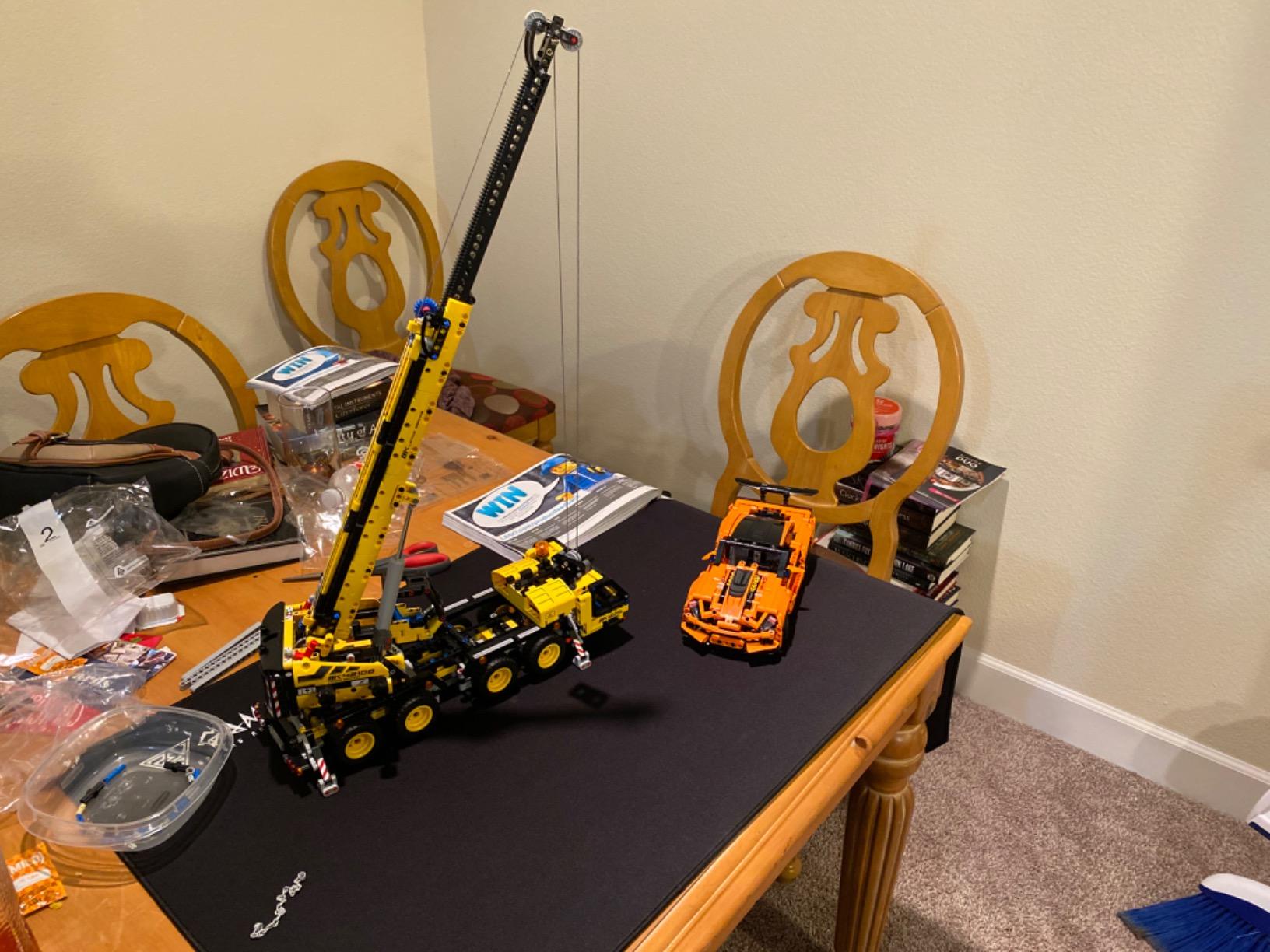 Technic Mobile Crane 42108 Building Kit, A Super Model Crane to Build for Any Fan of Construction Toys, New 2020 (1,292 Pieces) customer photo 1
