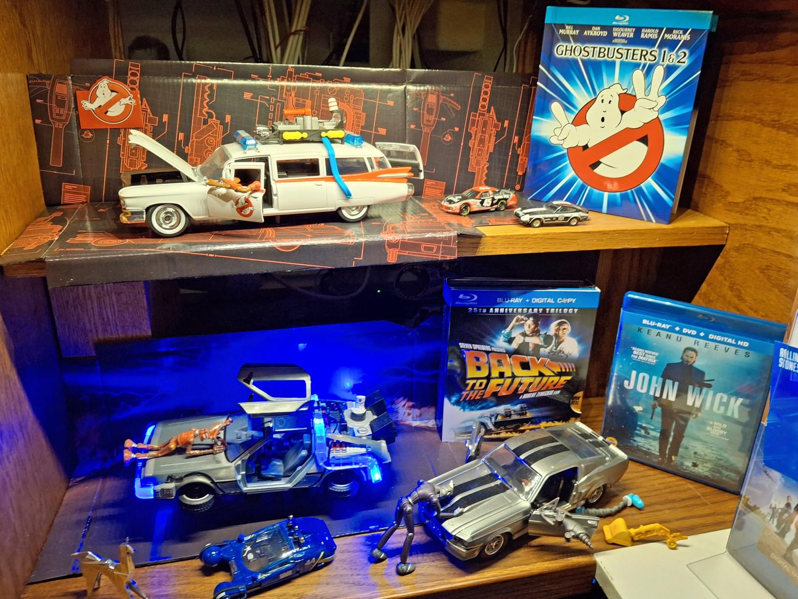 Jada Back to The Future Part II 1:24 Time Machine Die-cast Car Light Up Feature, Toys for Kids and Adults customer photo 2
