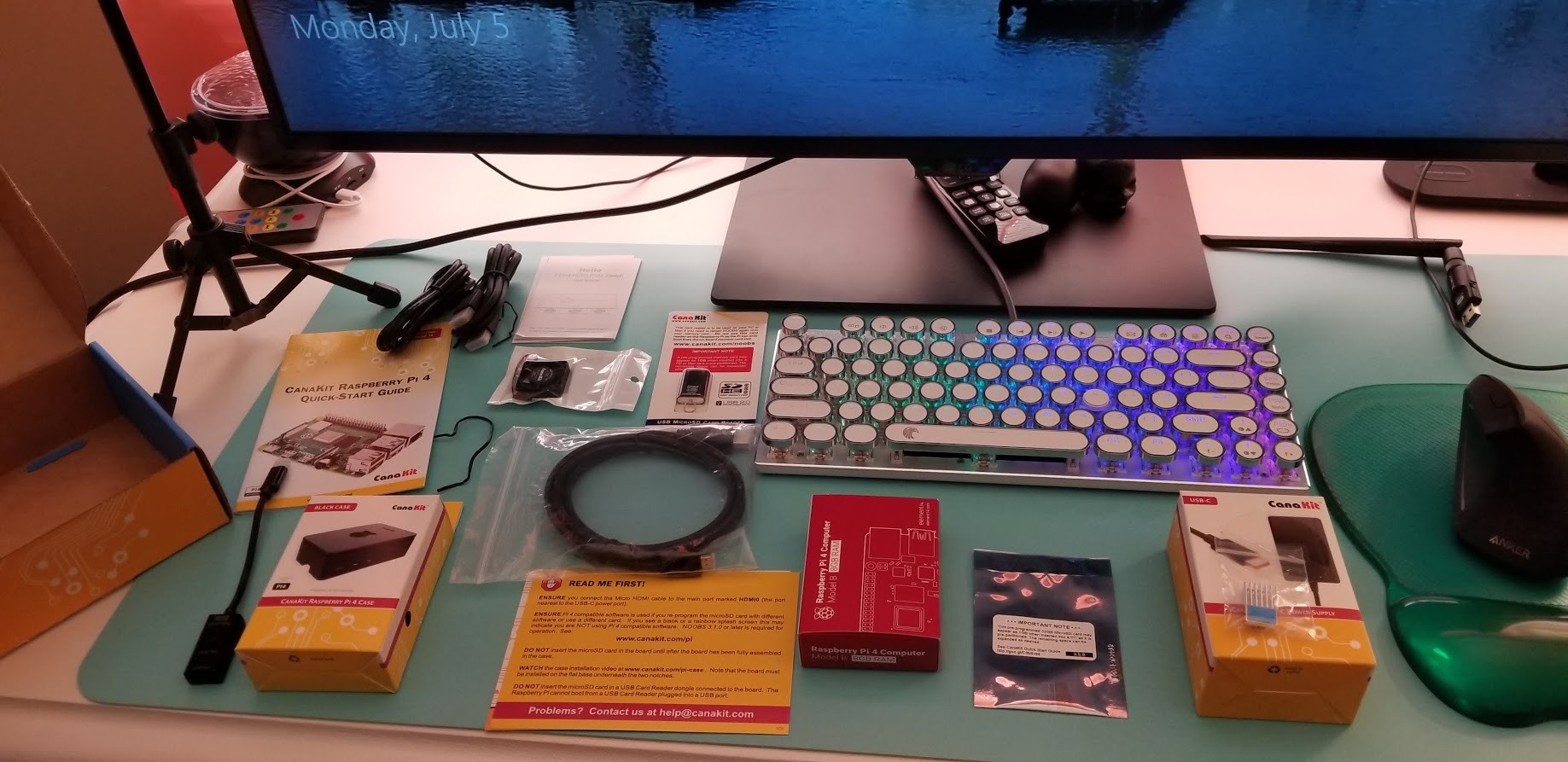 CanaKit Raspberry Pi 4 8GB Starter Kit - 8GB RAM customer photo 1