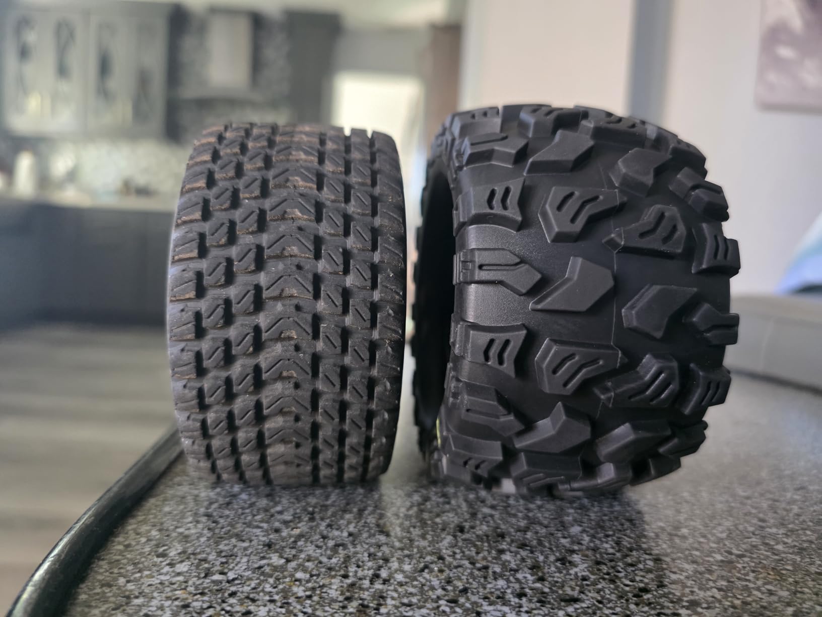 RC Station 12mm Hex RC Wheels and Tires 1/10 Scale 2.8 RC Truck Tires Wheels for Traxxas Rustler Stampede Hoss 2wd 4x4 vxl Tires Wheels Arrma Tires Wheels Redcat Volcano Tires Preglued customer photo 1