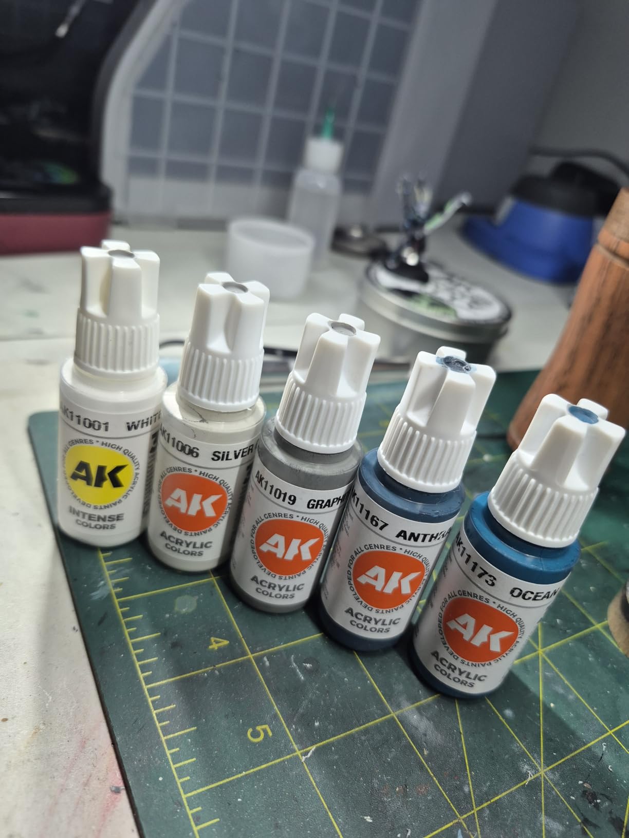 Non Metallic Metal: Steel Set (6 Paints) - Plastic Model Building Paints and Accessories # 11601 customer photo 1