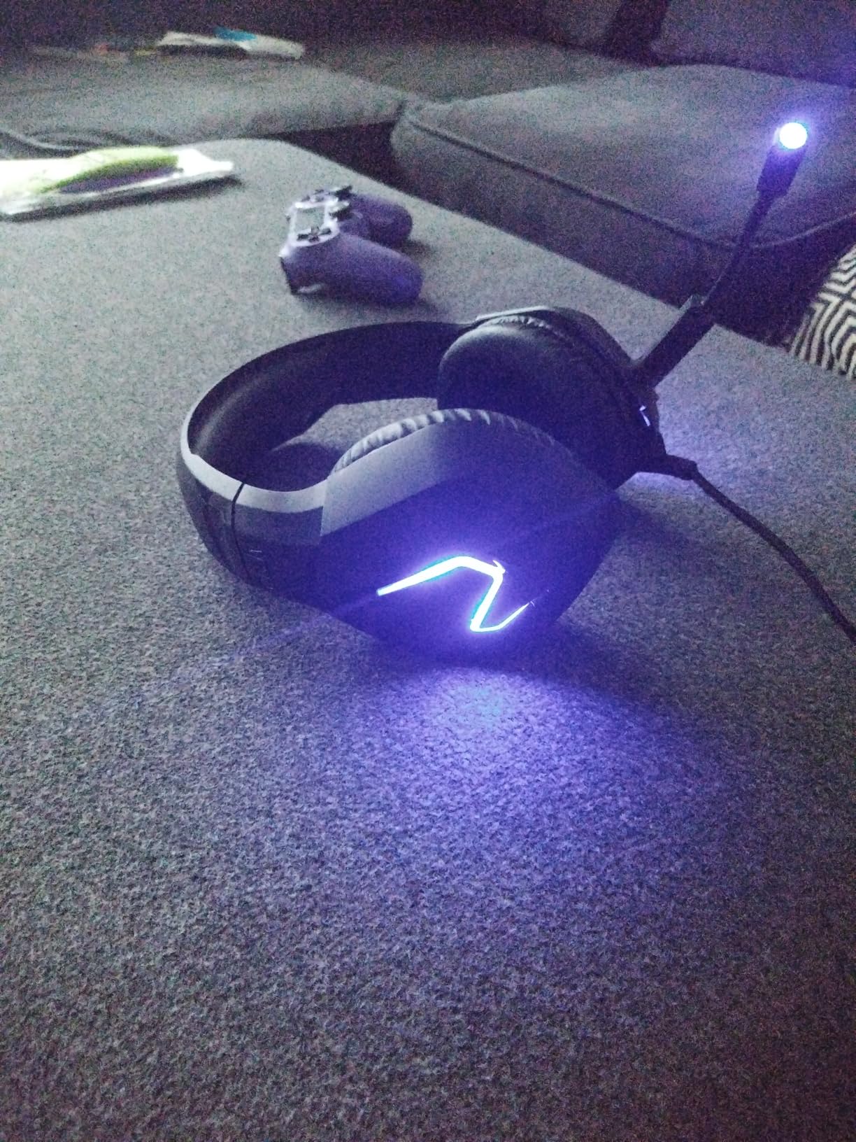 Orzly Gaming Headset for PC and Gaming Consoles PS5, PS4, Xbox Series X | S, Xbox ONE, Nintendo Switch & Google Stadia Stereo Sound with Noise Cancelling mic - Hornet RXH-20 Abyss Edition customer photo 1