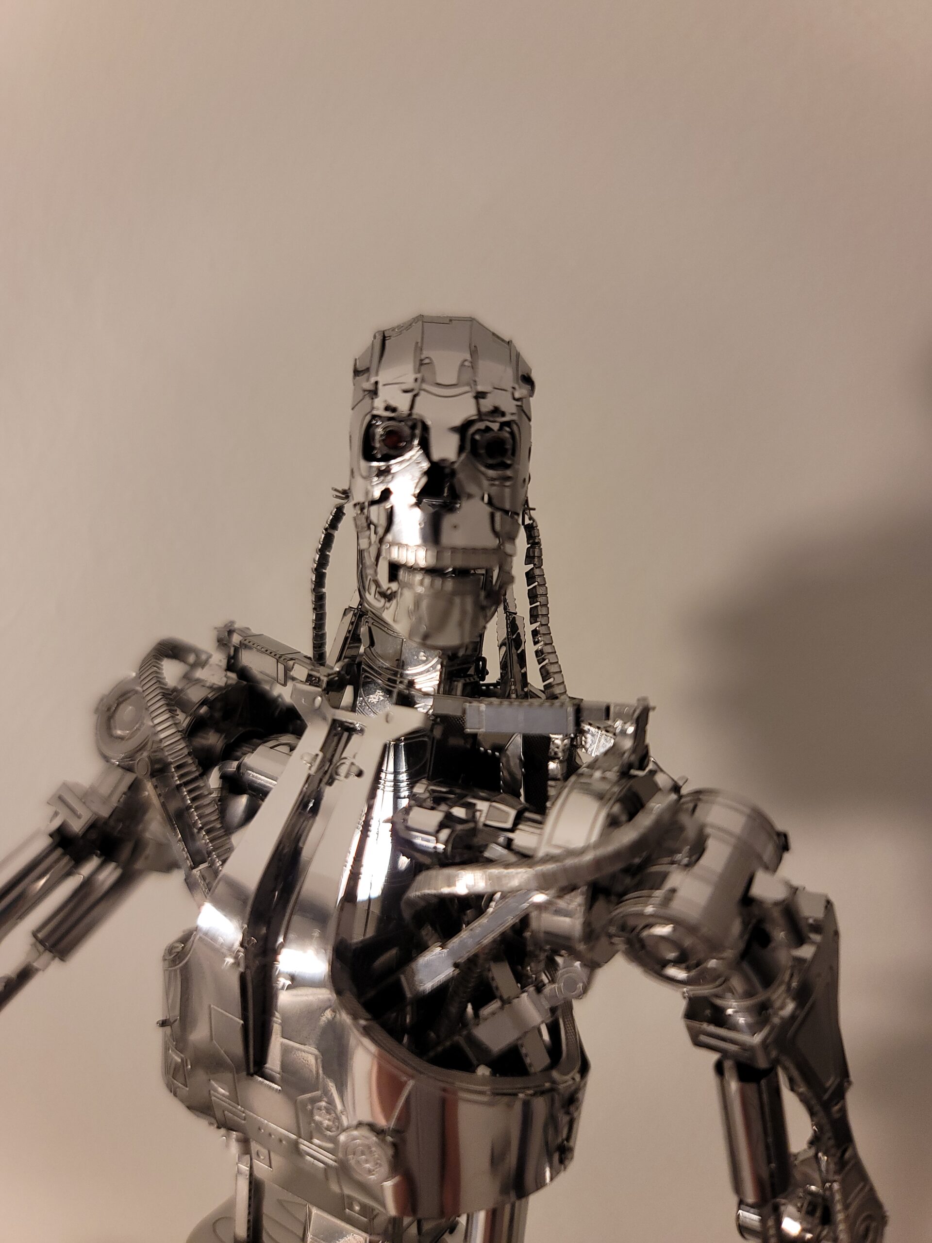 Metal Earth Fascinations Premium Series The Terminator T-800 Endoskeleton 3D Metal Model Kit customer photo 2