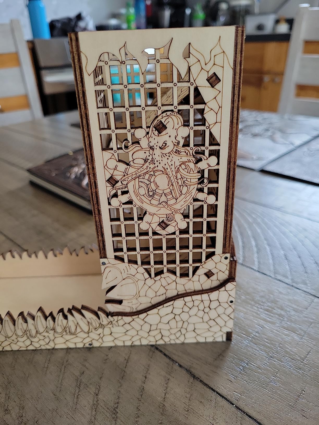 CZYY Dice Tower with Tray Wood Laser Etched Mind Flayer Portable and Collapsible Dice Roller Perfect for Board Game and Tabletop RPG (Cthulhu) customer photo 1