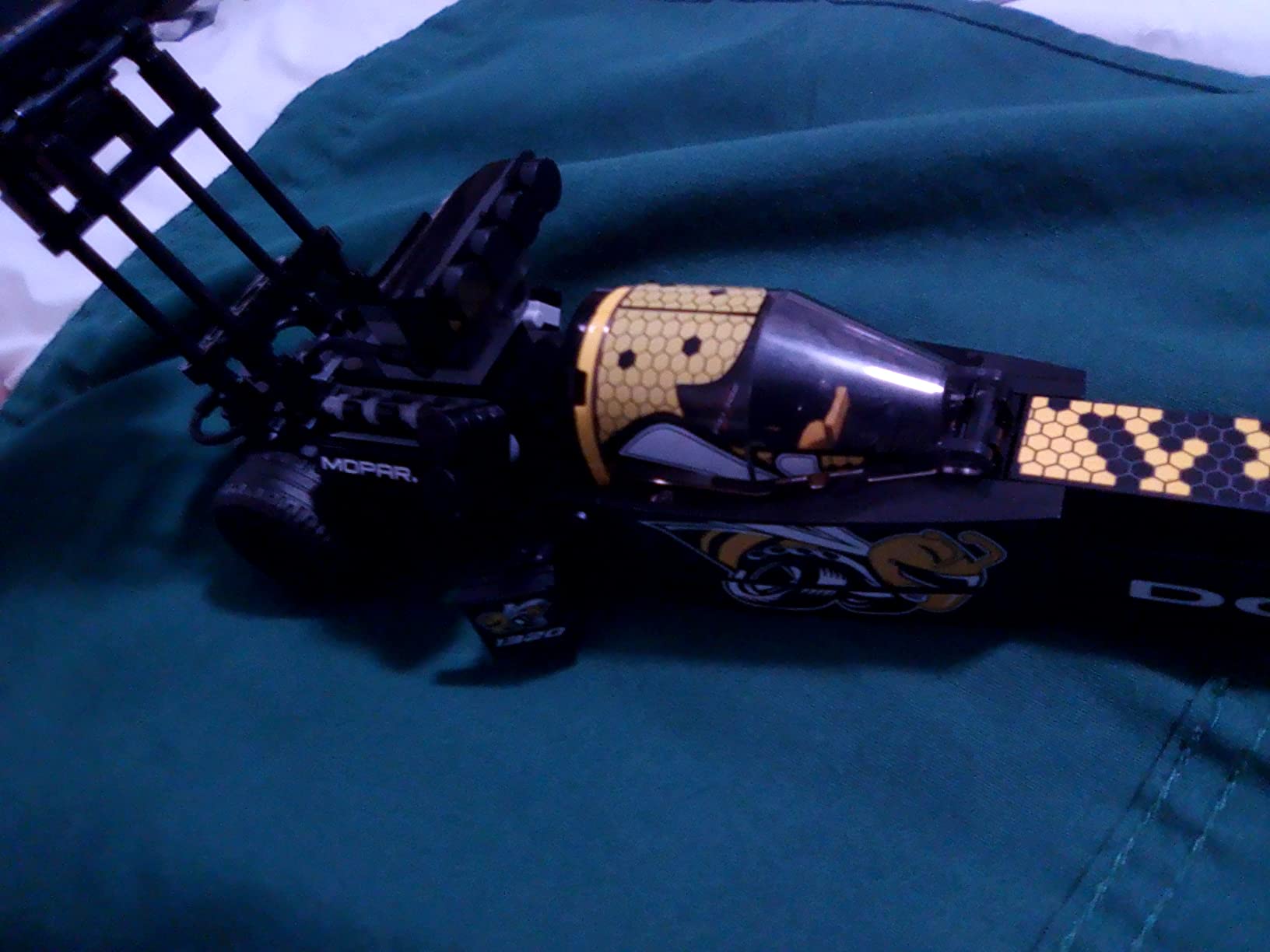 LEGO Speed Champions Mopar Dodge//SRT Top Fuel Dragster and 1970 Dodge Challenger T/A 76904 Building Toy (627 Pieces) customer photo 2
