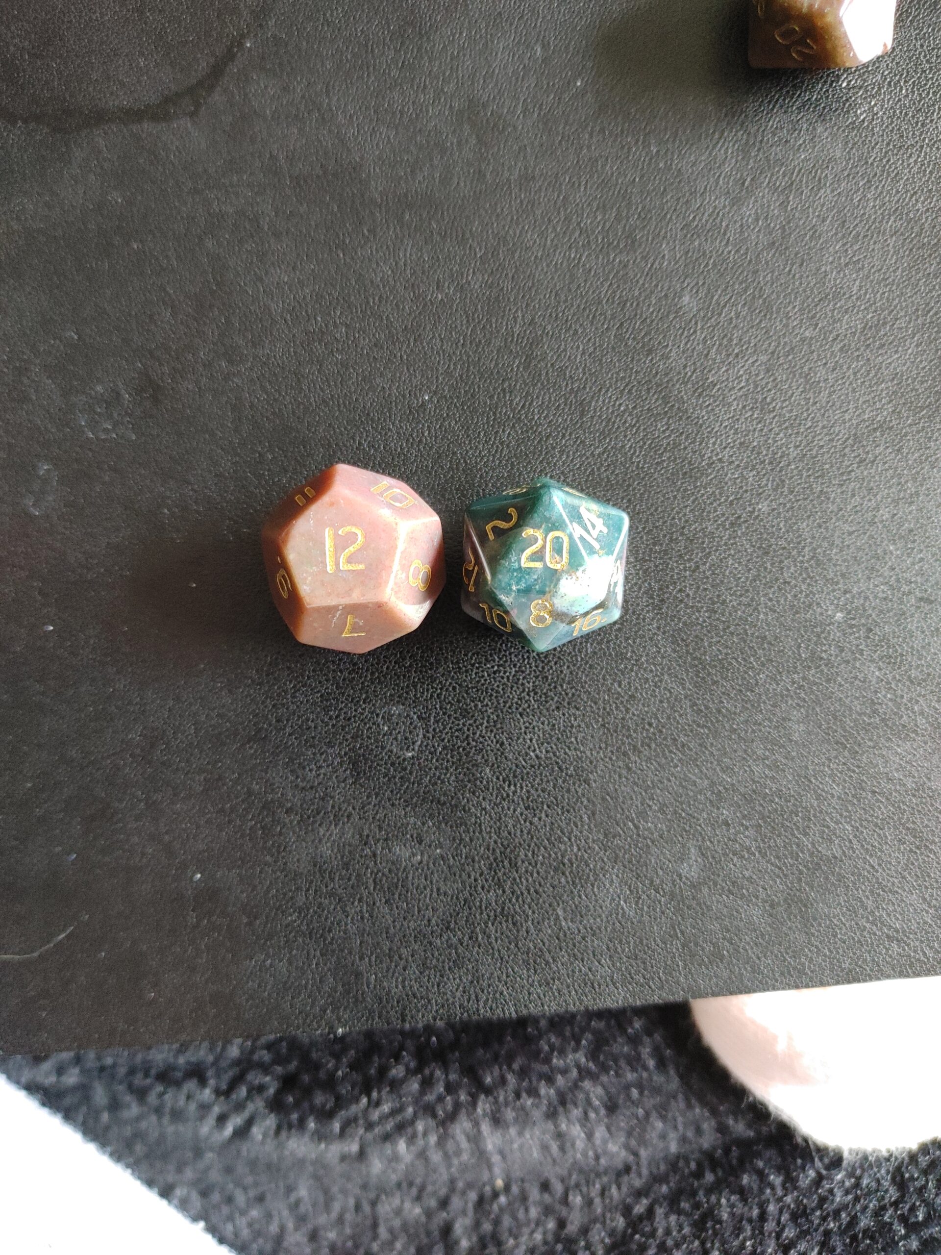 mookaitedecor 7 PCS Indian Agate Crystal Polyhedral DND Dice Set, Polished Tumbled Stones Dices for RPG MTG Table Games Home Decoration customer photo 2
