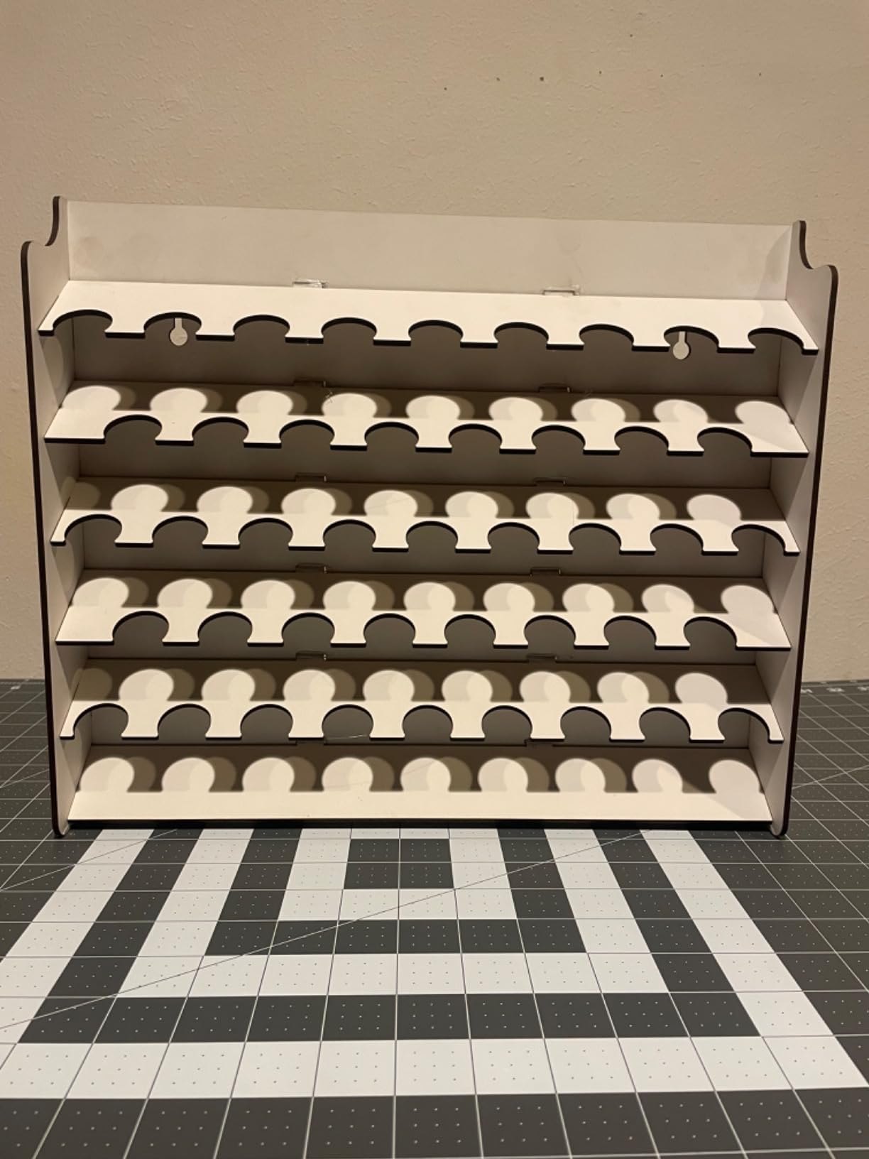 Vallejo Paint Display and Work Station 40 x 30 cm with Capacity for 24+ Paint Bottles and 10 Brushes customer photo 1