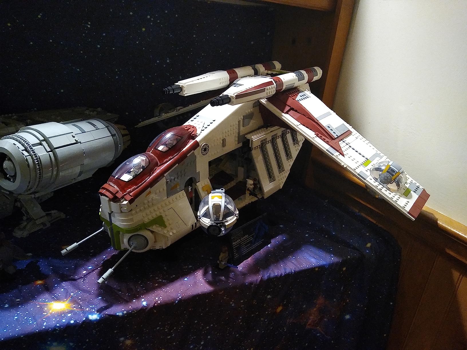 Star Wars Republic Gunship 75309 UCS Display Model Kit for Adults to Build, Ultimate Collector Series, Office or Home Decor Gift Idea customer photo 1