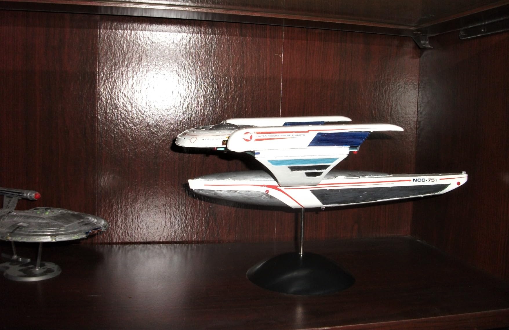 Star Trek U.S.S. Grissom 1:350 Scale Model Kit customer photo 1