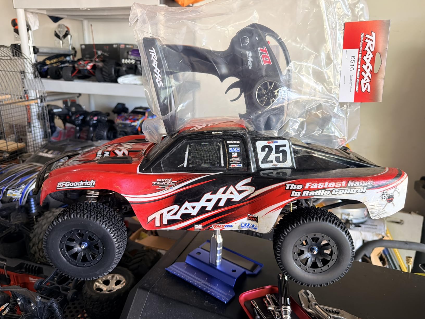 Pre-Glued 1/10 RC Short Course Truck Tires and Wheels Set 12mm Hex for Traxxas Slash 4x4 BL-2S 2WD Redcat Blackout SC Losi SCT Team Associated SC10 HPI, with Foam Inserts (Type 1) customer photo 1