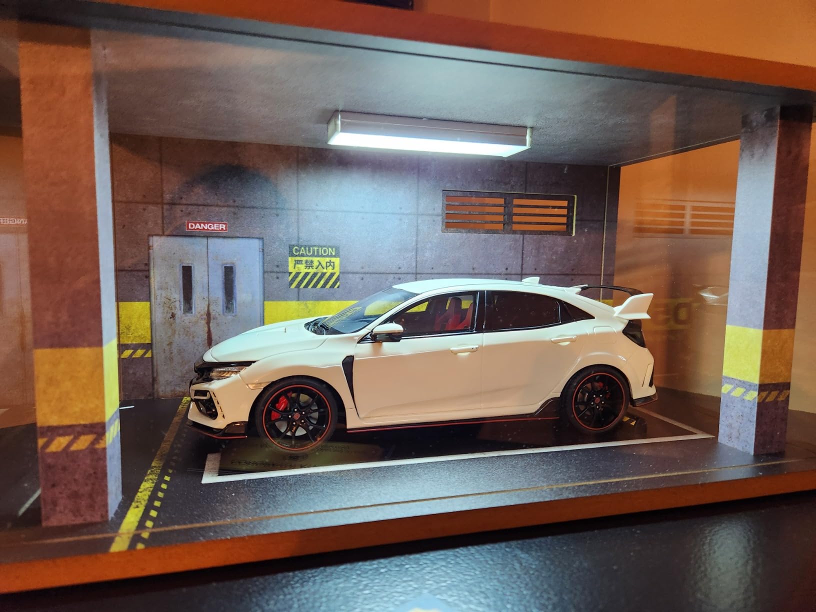 OttOmobile Otto-Mobile 1/18 Civic Type-R GT (FK8) 2020 White OT388 customer photo 2