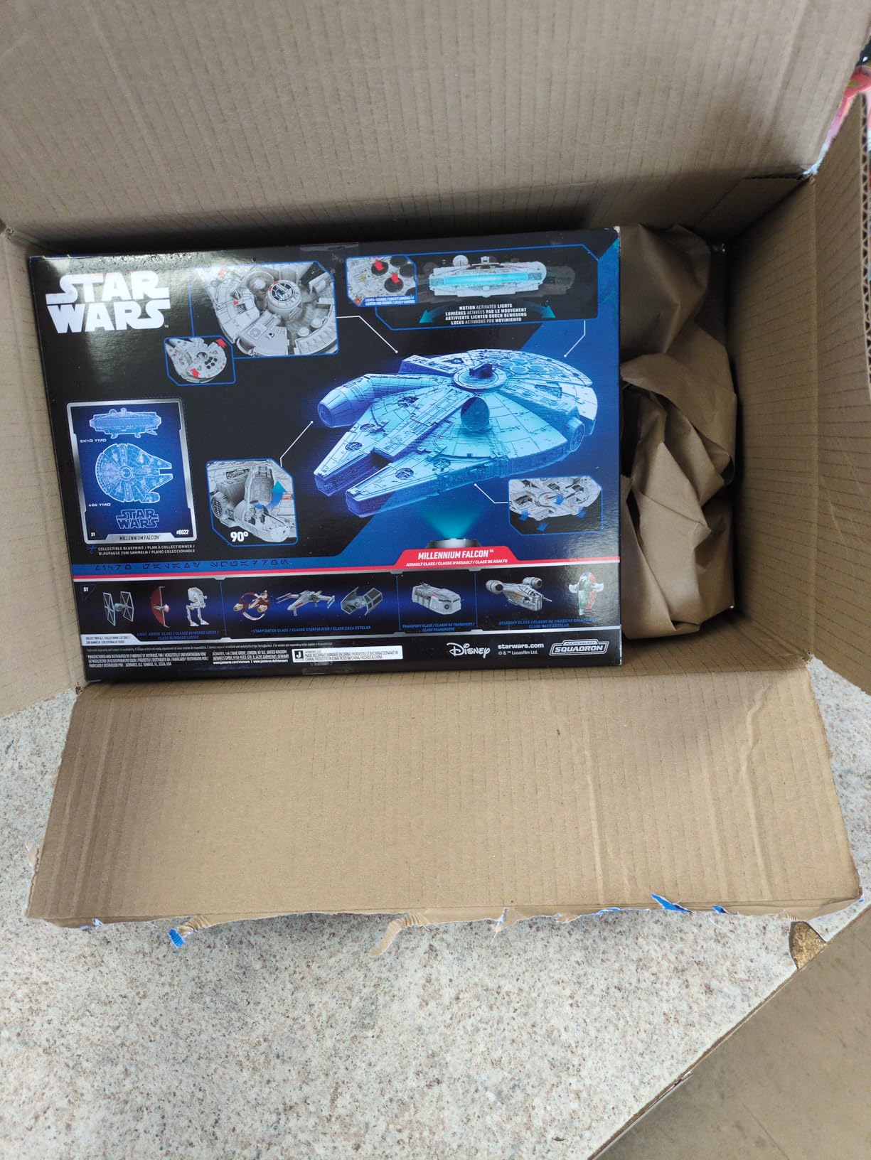 Star Wars Micro Galaxy Squadron Millennium Falcon - 9-Inch Assault Class Vehicle with Four 1-Inch Micro Figure Accessories customer photo 1