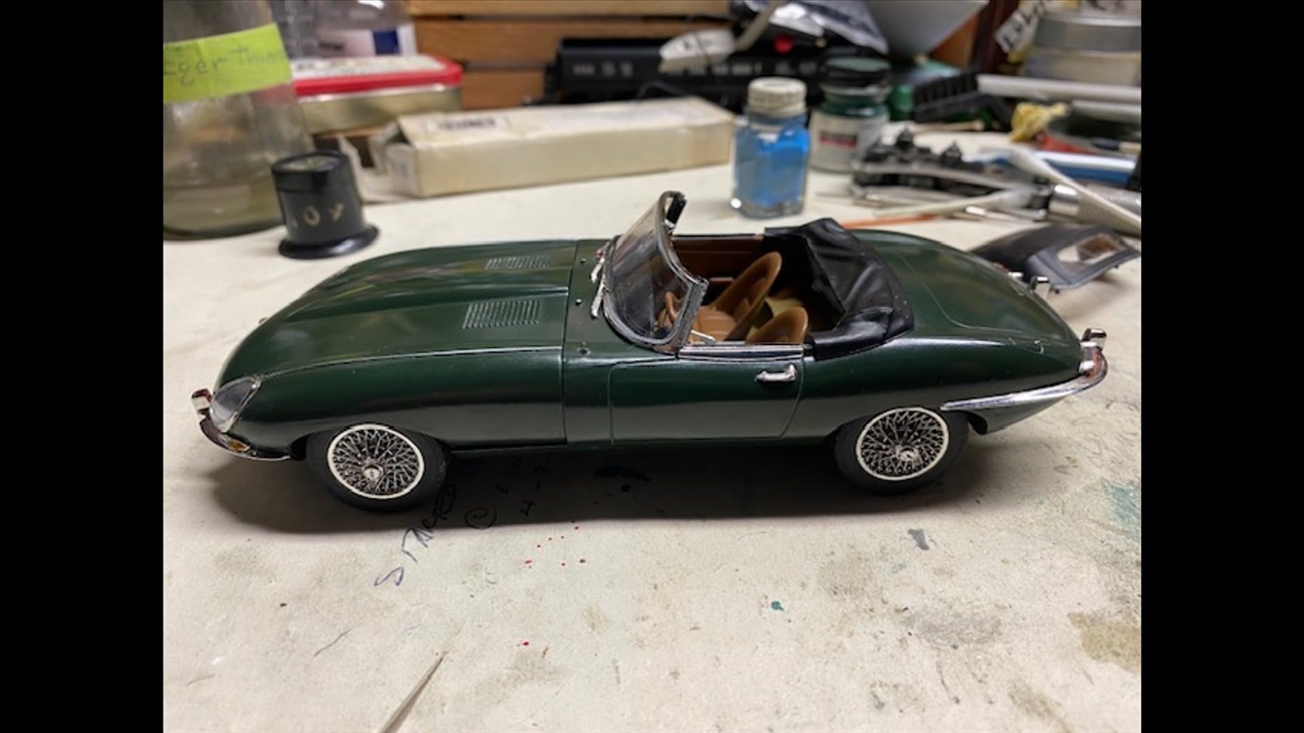 Revell 07712 '69 Camaro SS 1:25 Scale Model Kit, Unpainted customer photo 2