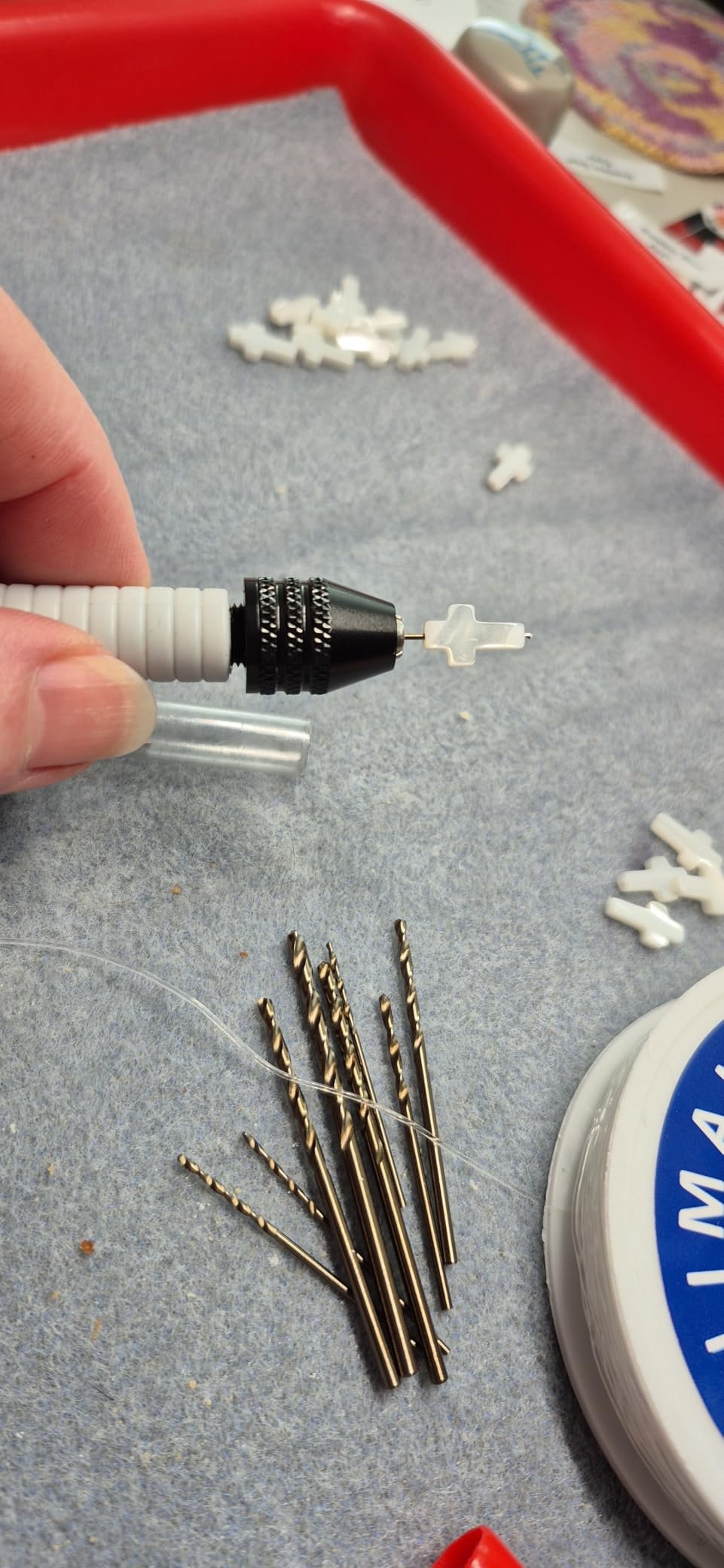 Craft911 Manual Craft Drill Sharp HSS Micro Mini Twist Drill Bits Set, Pin Vise Hand Drill for Jewelry Making; Small Hand Drill for Resin, Rotary Tools for Wood, Jewelry, Plastic, Miniature - Blue customer photo 2