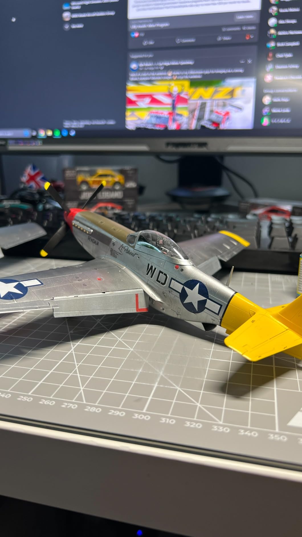 EDU11159 1/48 Dual Combo Limited Edition US Army Air Force P-51D Red Tales Plastic Model customer photo 2