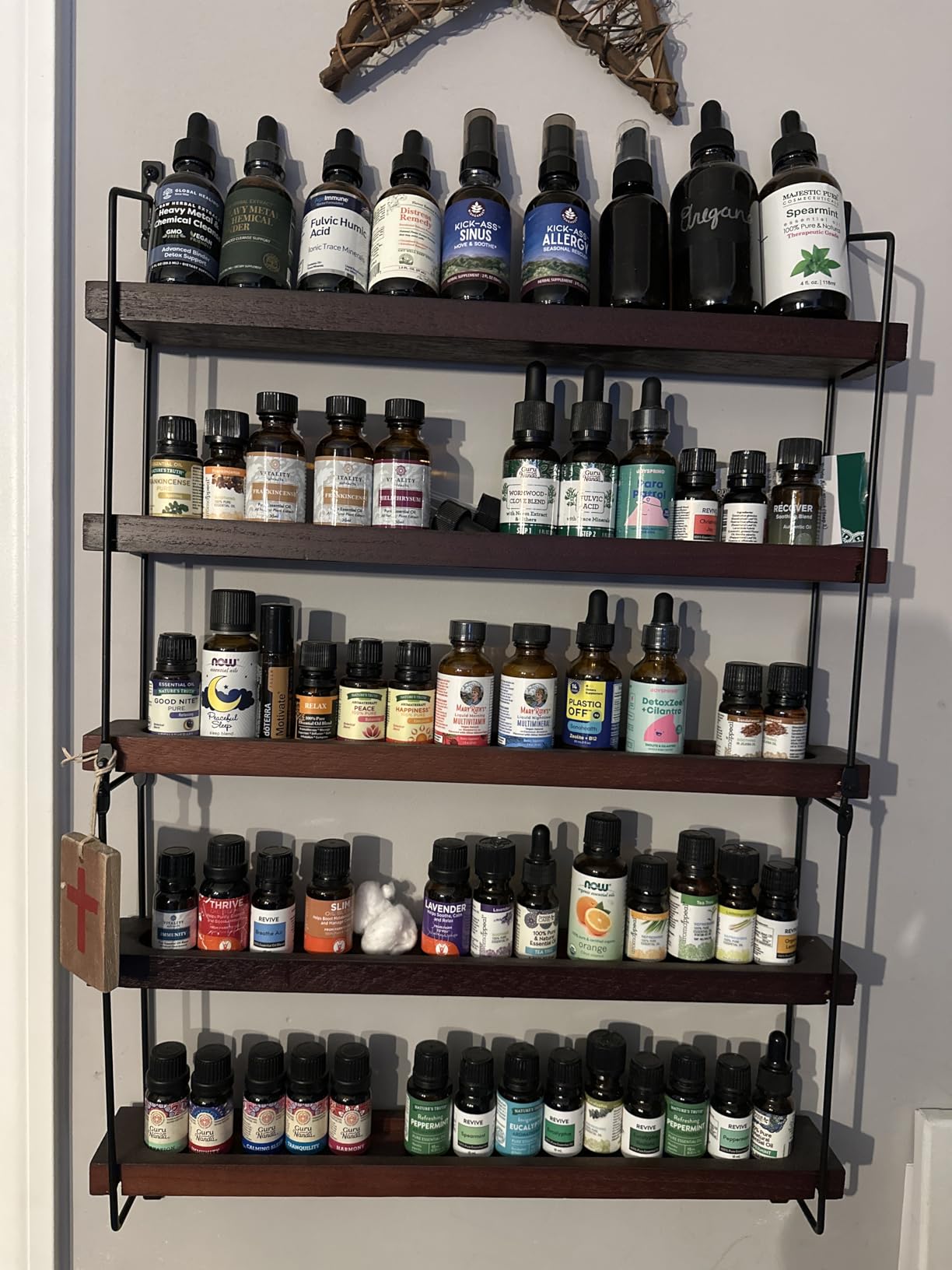 THYGIFTREE Essential Oil Storage Shelf Wall Mounted 16.9