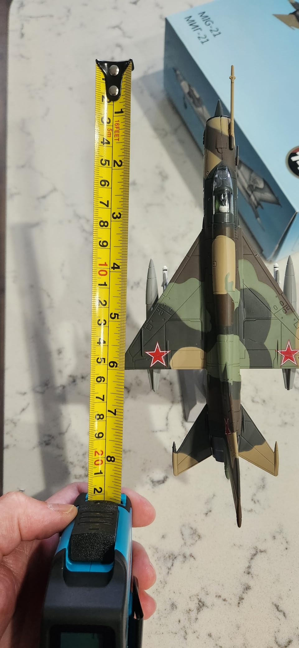 NUOTIE 1/72 Scale MiG-21 Soviet Union Fighter Attack Diecast Military Aircraft Model customer photo 2