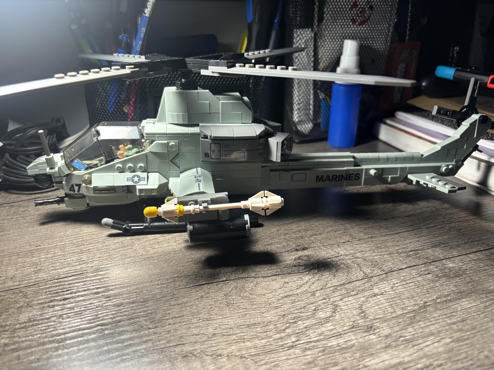 SEMKY Military Series AH-1Z Helicopter Little Birds Air Force Building Block Set, 597 Pieces customer photo 1