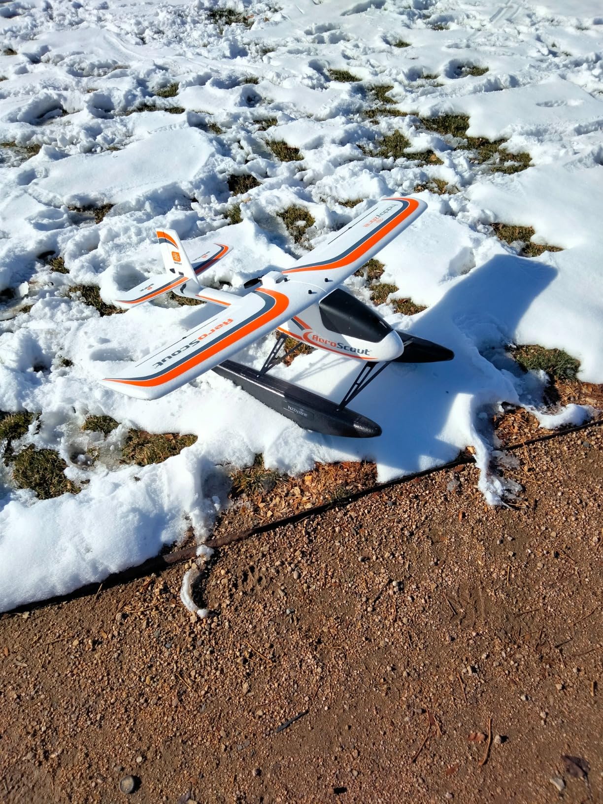 HobbyZone Float Set for AeroScout 1.1m (HBZ3811) customer photo 1