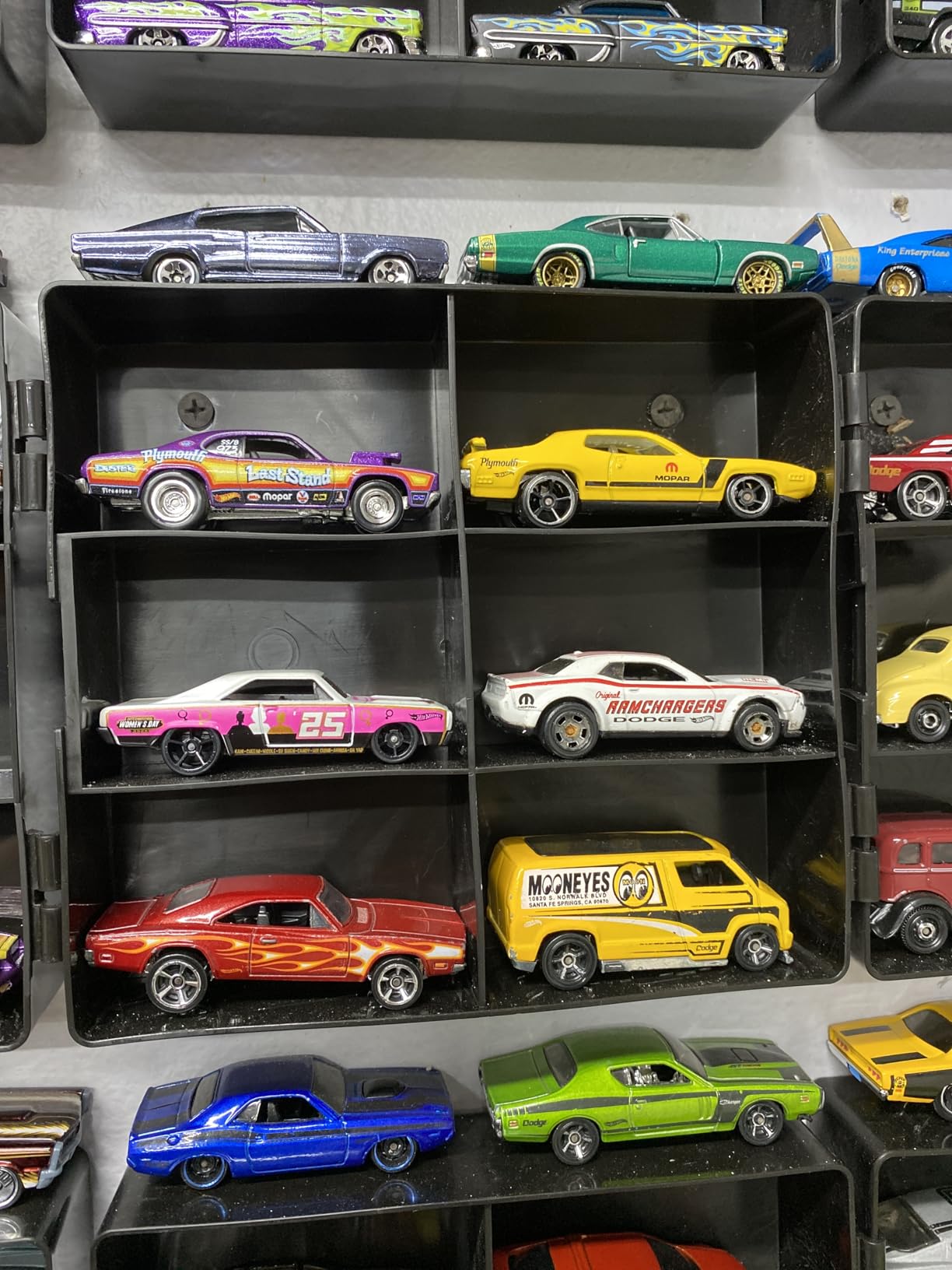 Premium Car Culture Circuit Legends Toy Vehicle, 1:64 Scale Die-Cast '71 Porsche 911 for Collectors, Real Riders Tires, Metal/Metal Chassis customer photo 1