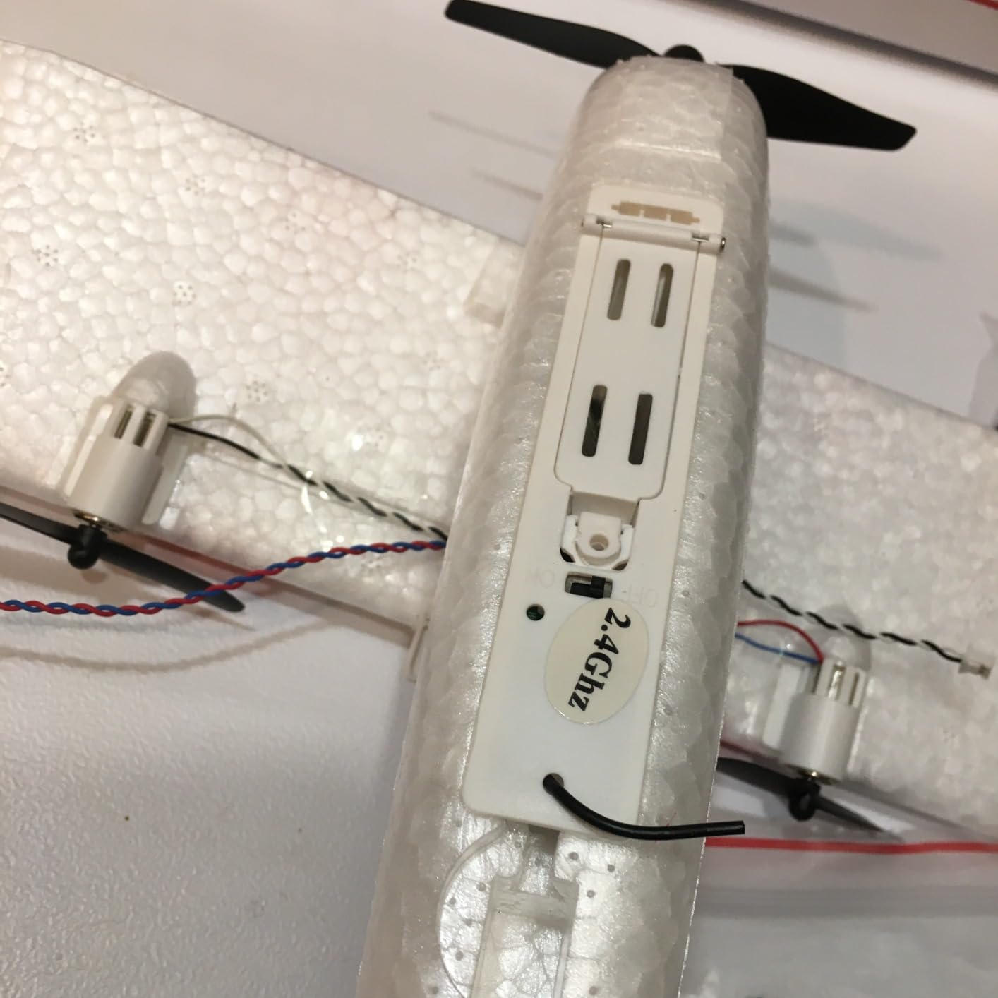 RC Plane 2.4Ghz 2 Channels EPP Foam Remote Control Airplane Radio Control Cessna Aircraft Easy to Fly RC Glider with 3 Batteries customer photo 1