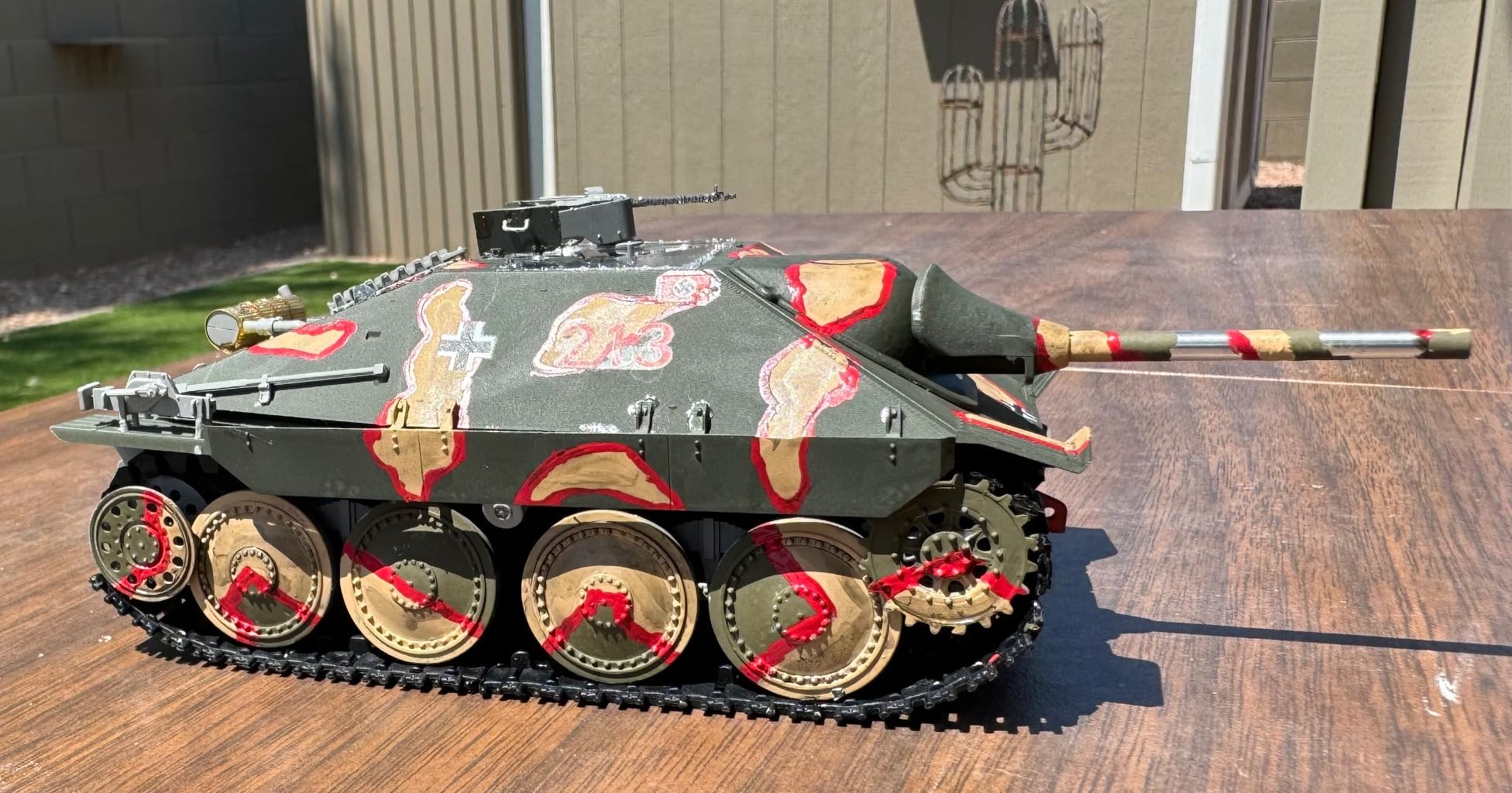 TAKOM 2170 Jagdpanzer 38(t) Hetzer EARLY with Full Interior Scale 1:35 Model Making customer photo 2