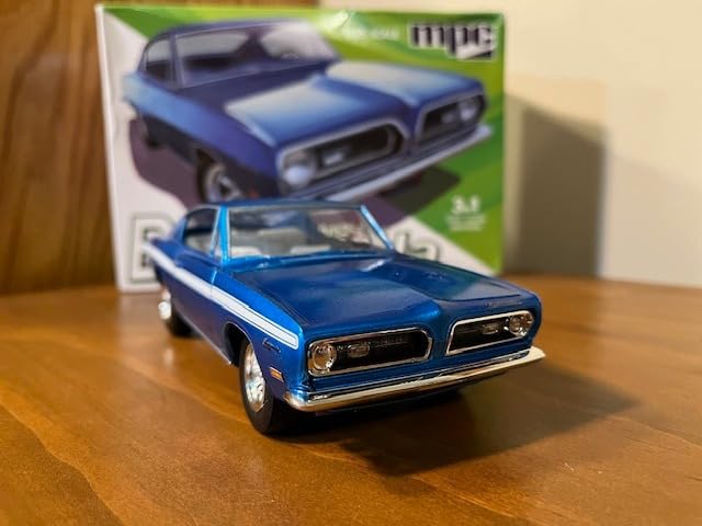 MPC 1969 Plymouth Barracuda 1:25 Scale Model Kit customer photo 2