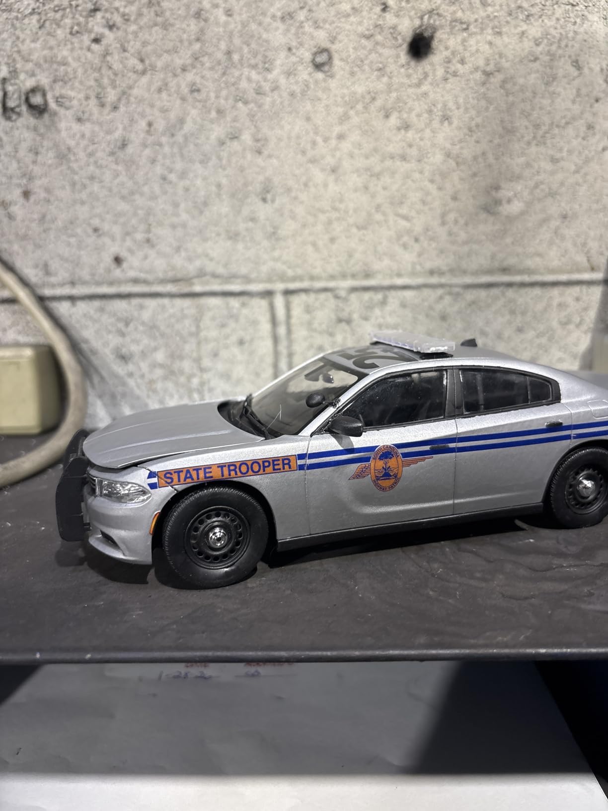 AMT 2021 Dodge Charger Police Pursuit 1:25 Scale Model Kits customer photo 1
