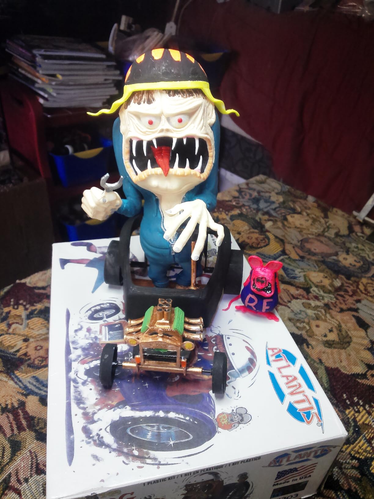Ed Big Daddy Roth Drag Nut Caricature 1:25 Scale Model Kit customer photo 2