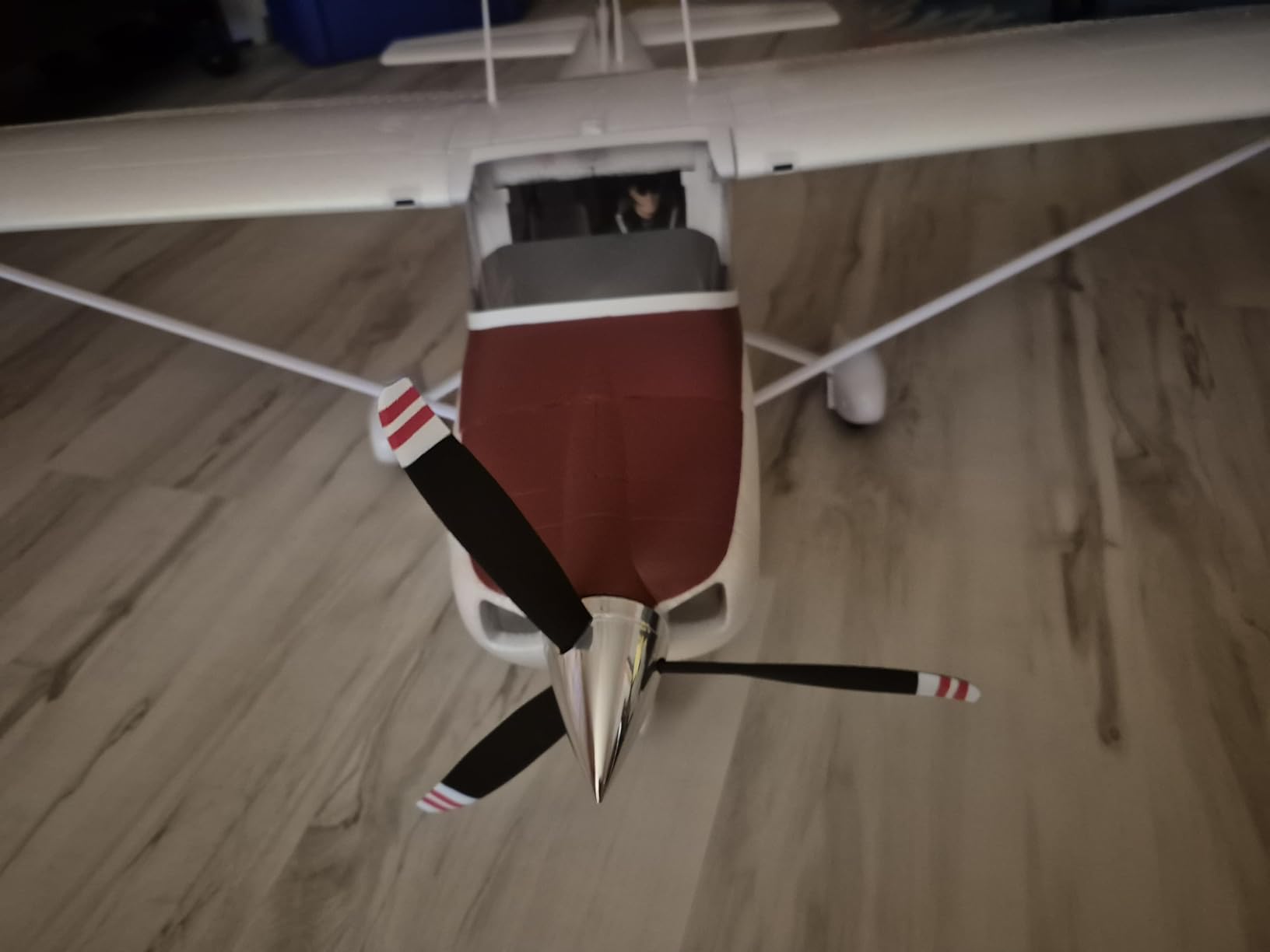 FMS 1500mm Cessna 182 Red 6 Channel Hobby RC Airplane PNP (No Radio, Battery, Charger) customer photo 2
