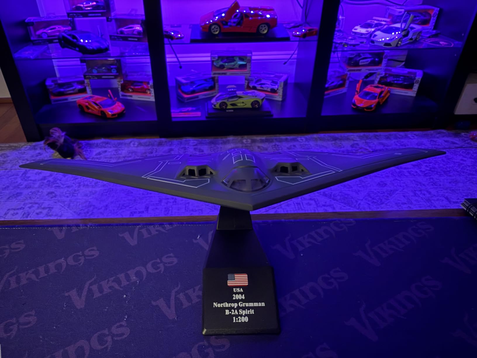 NUOTIE 1/200 B-1B Lancer Strategic Bomber U.S. Airforce Aircraft Model American Ellsworth AFB 28 Bomb Wing Attack Aircraft Model Metal Diecast Plane Model with Display Stand Collection Gift for Adult customer photo 1