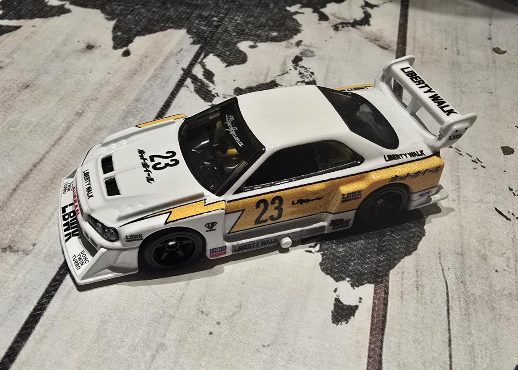 Hot Wheels Premium Car Culture Collectible Toy Car, 1:64 Scale Die-Cast LB-ER34 Super Silhouette Nissan Skyline, Silhouettes Vehicle with Real Riders Tires 1/5 customer photo 1
