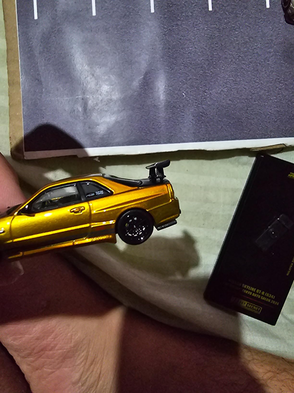 Inno Models Skyline GT-R (R34) Top Secret RHD (Right Hand Drive) Gold Metallic with Carbon Hood and Trunk Tokyo Auto Salon 2024 - Malaysia Diecast Expo 2024 1/64 Diecast Model Car IN64-R34TS-MDX24 customer photo 1