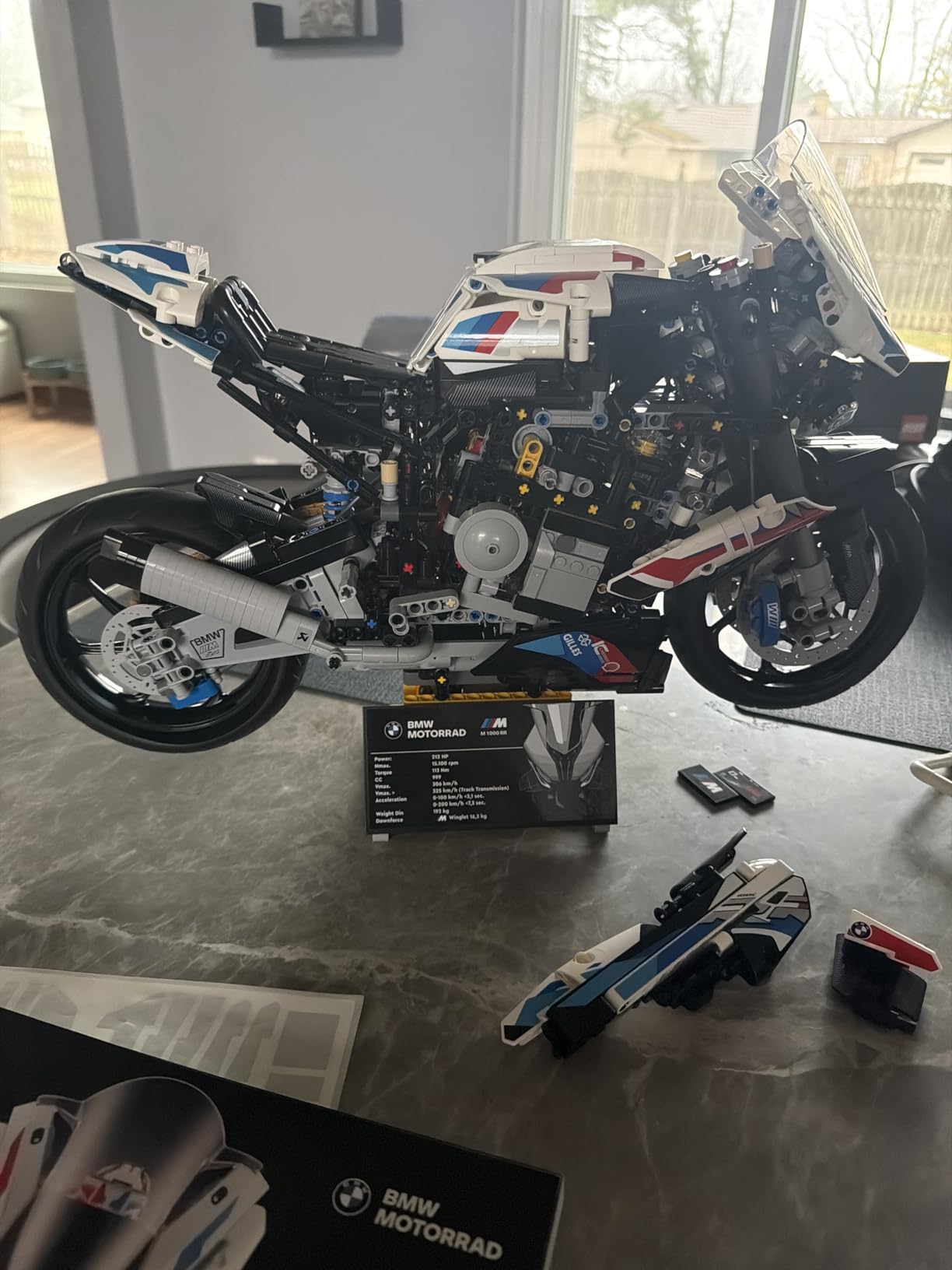 LEGO Technic Ducati Panigale V4 S Motorcycle Toy - Building Set for Adults, Men & Women, Ages 18+ - Gift for Birthdays - 42202 customer photo 2