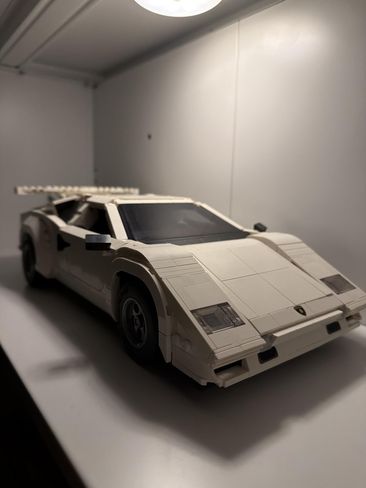 Icons Lamborghini Countach 5000 Quattrovalvole Model Car Kit - Collectible Building Set for Adults, Ages 18+ - Detailed Lamborghini Car Kit with Scissor Doors, V12 Engine, and More - 10337 customer photo 1