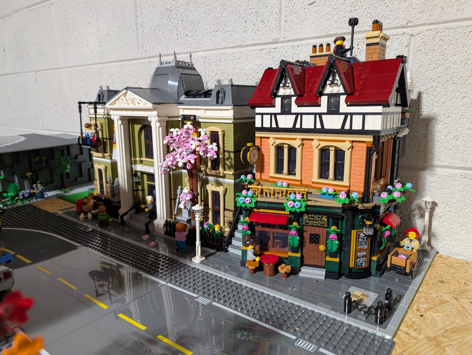 Icons Tudor Corner Building Set for Adults 18+ - DIY Miniature House Kit - Collectible Mini House Building Set for Men and Women - Crafting Gift for Adults - 10350 customer photo 2