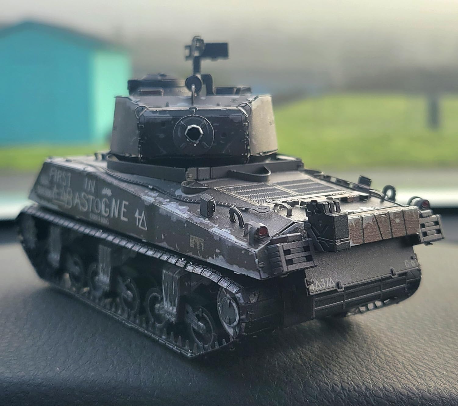 Metal Earth Premium Series M4 Sherman Tank 3D Metal Model Kit Fascinations customer photo 1