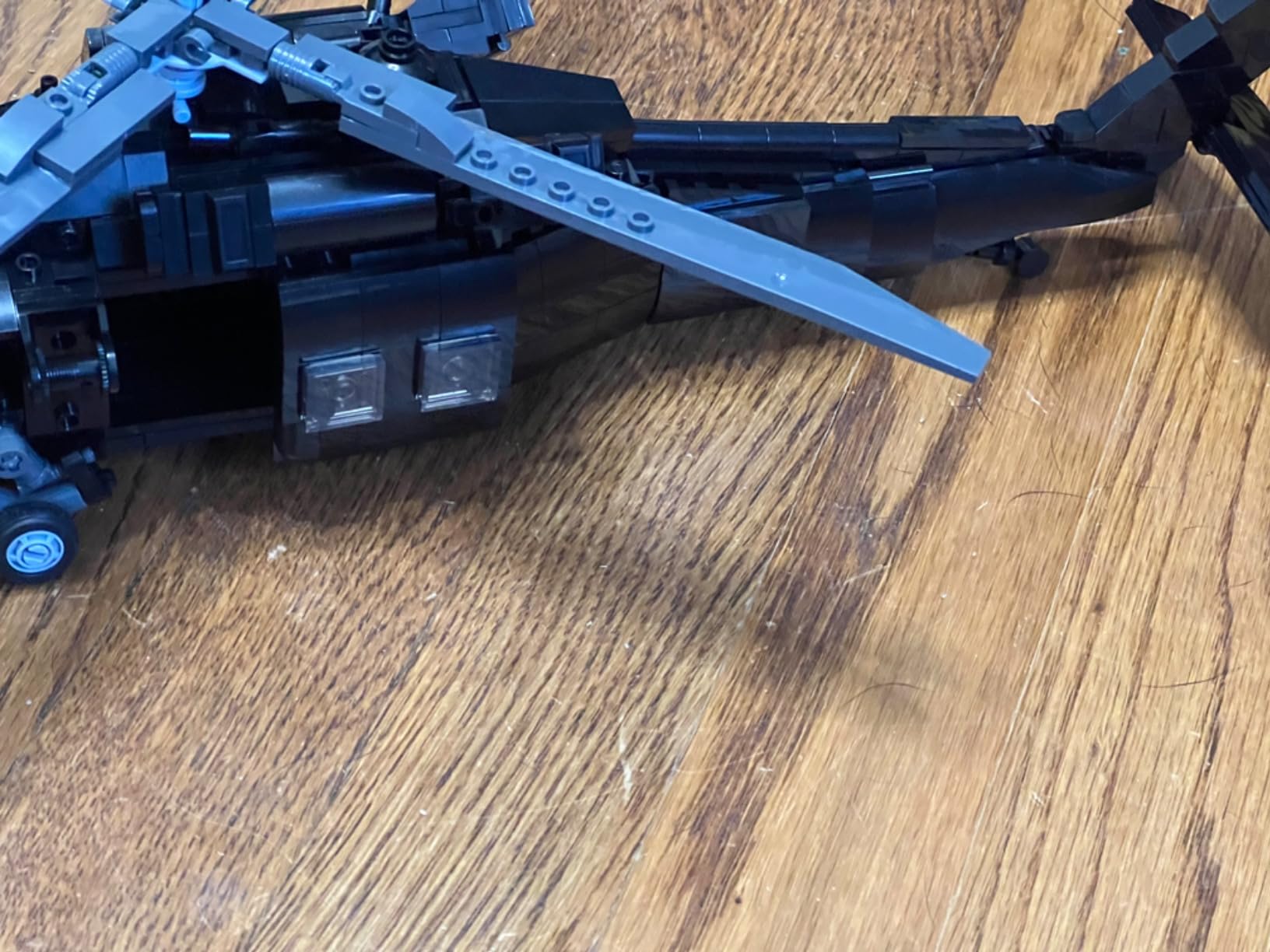 UH-60 Black Hawk Helicopter Military Set, Army Airplane Building Bricks, 692 PCS customer photo 2
