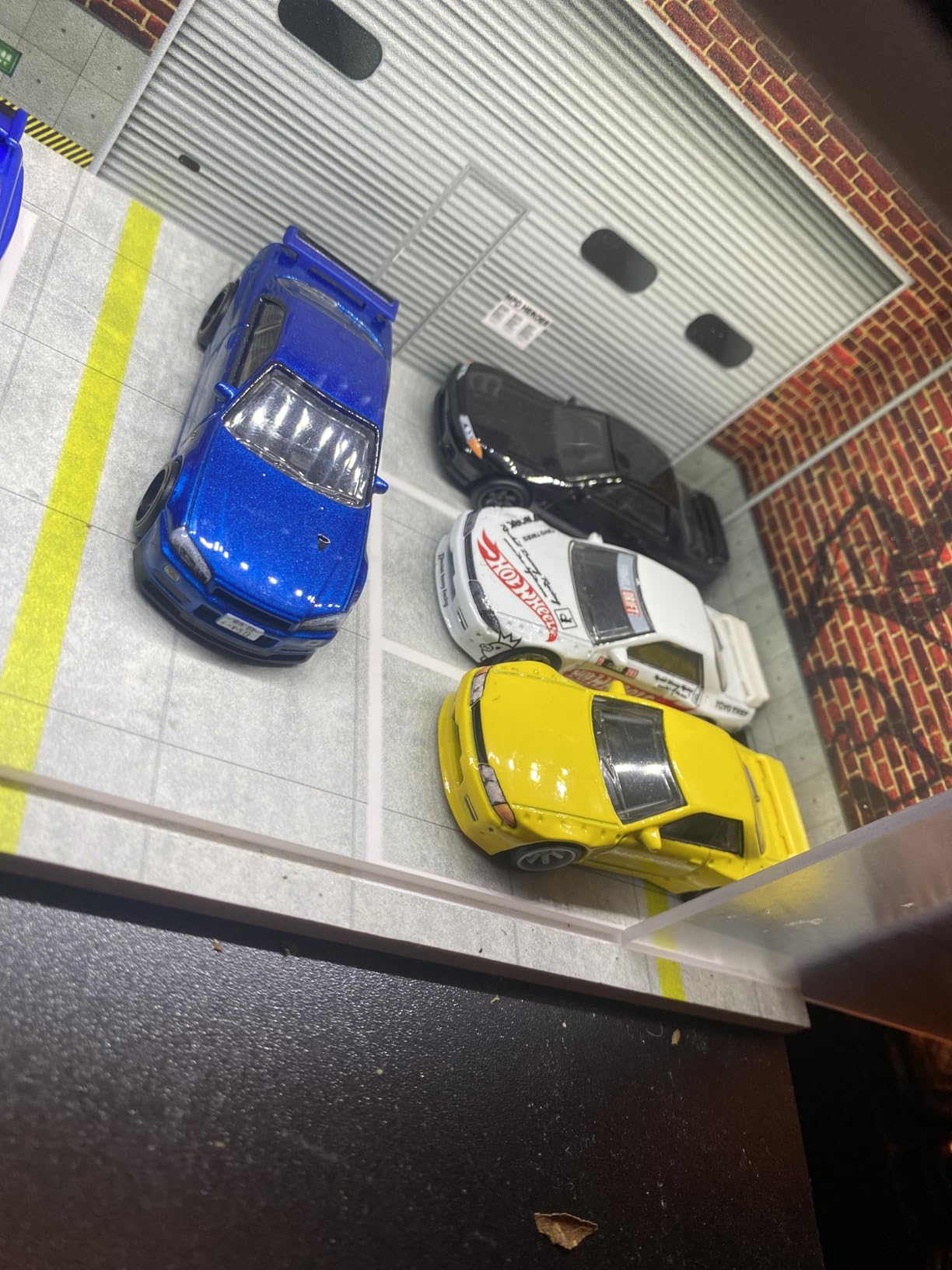 Hot Wheels Premium Car Culture Collectible Toy Car, 1:64 Scale Die-Cast Nissan Skyline R32 Pandem, Ronin Run 2 Vehicle with Real Riders Tires customer photo 2
