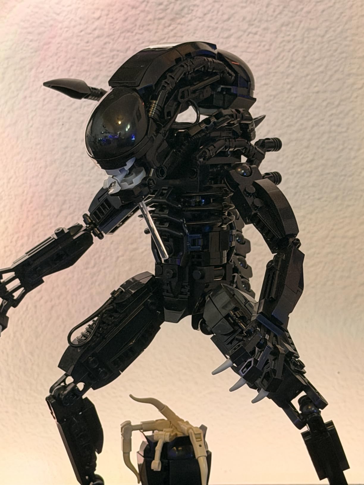 Xenomorph Action Figure Toy Building Set Compatible with Lego for Adults,Cool Scary Toys Gifts for Boys and Girls 8-14 Years Up 616 pcs customer photo 2