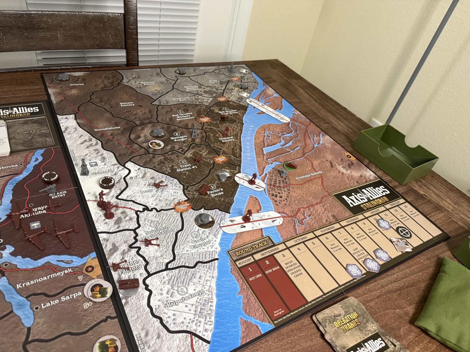 Renegade Game Studios Games Axis & Allies Stalingrad WWII Strategy Board Game with 150+ Miniatures, Two Player Tactics, Ages 14+ customer photo 2