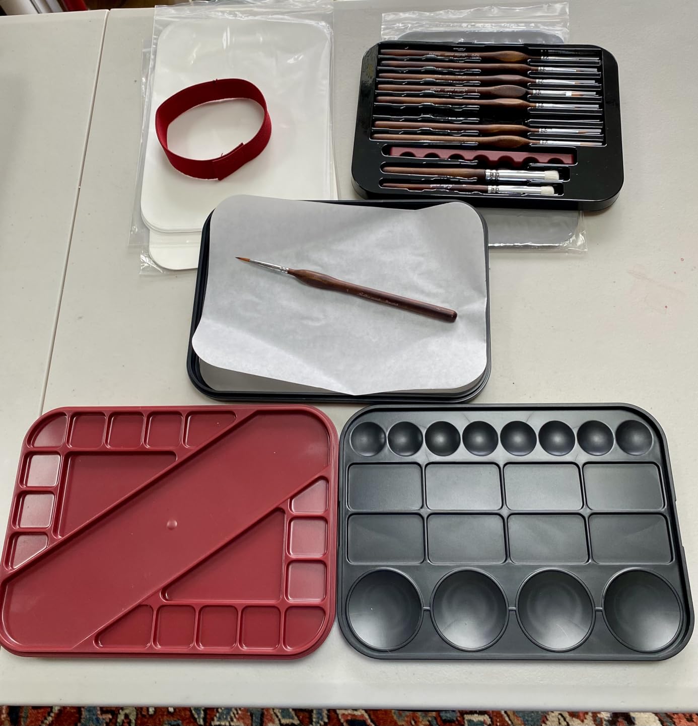Golden Maple 2 in 1 Dry and Wet Palette with Lid for Painting Miniatures, Including 11 Miniature Paint Brushes, 100PCS Palette Paper, 4PCS Sponges customer photo 2