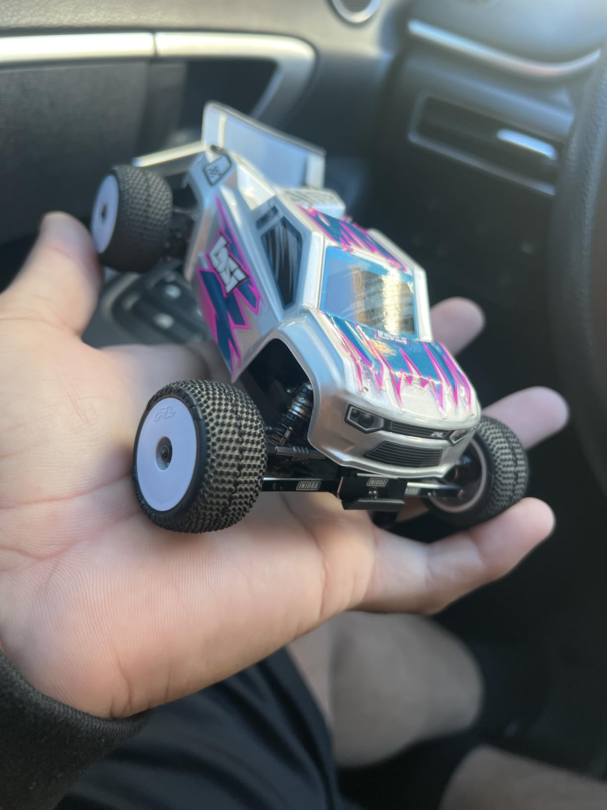 Losi Micro-T 1/28 2 Wheel Drive Silver RTR customer photo 1