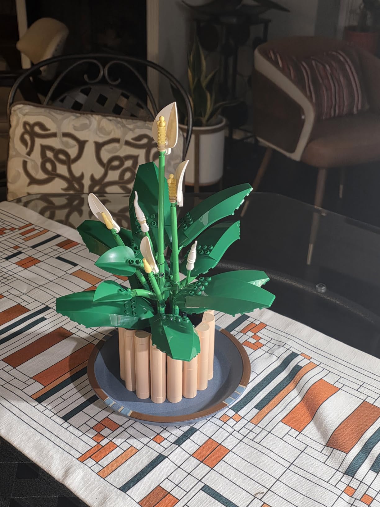 LEGO Botanicals Peace Lily Flower Building Set for Adults - Gifts for Mothers Day - DIY Bedroom, Book Shelf & Office Decor for Women & Men, Ages 18+ - Artificial Flowers Crafting Kit - 11504 customer photo 1