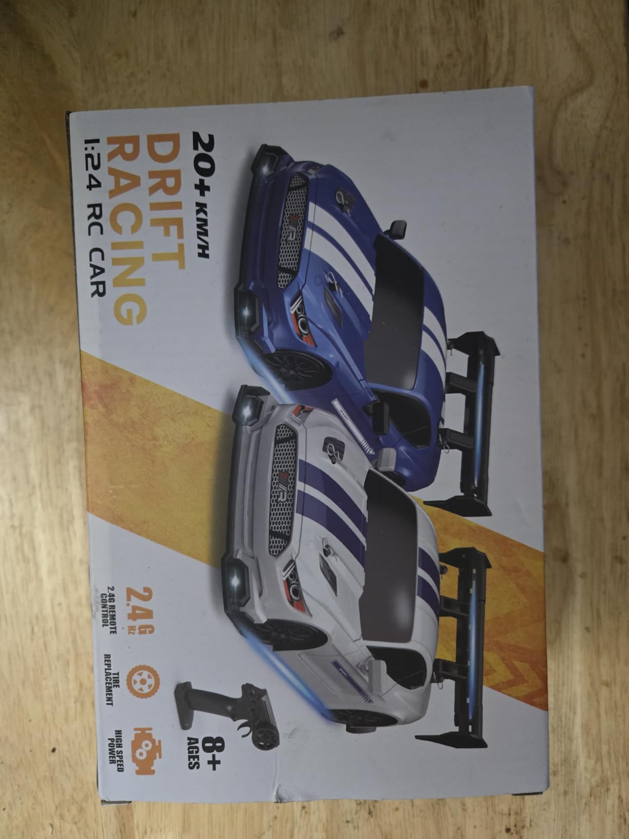 RC Drift Car, 1:24 Scale Remote Control Vehicle for Kids,2.4GHz 20KM/H 4WD High Speed RC Cars with LED Light, Two Batteries & Drifting Tires Racing Sport Toy Cars for Adults Boys Girls Kids 8601BK customer photo 2