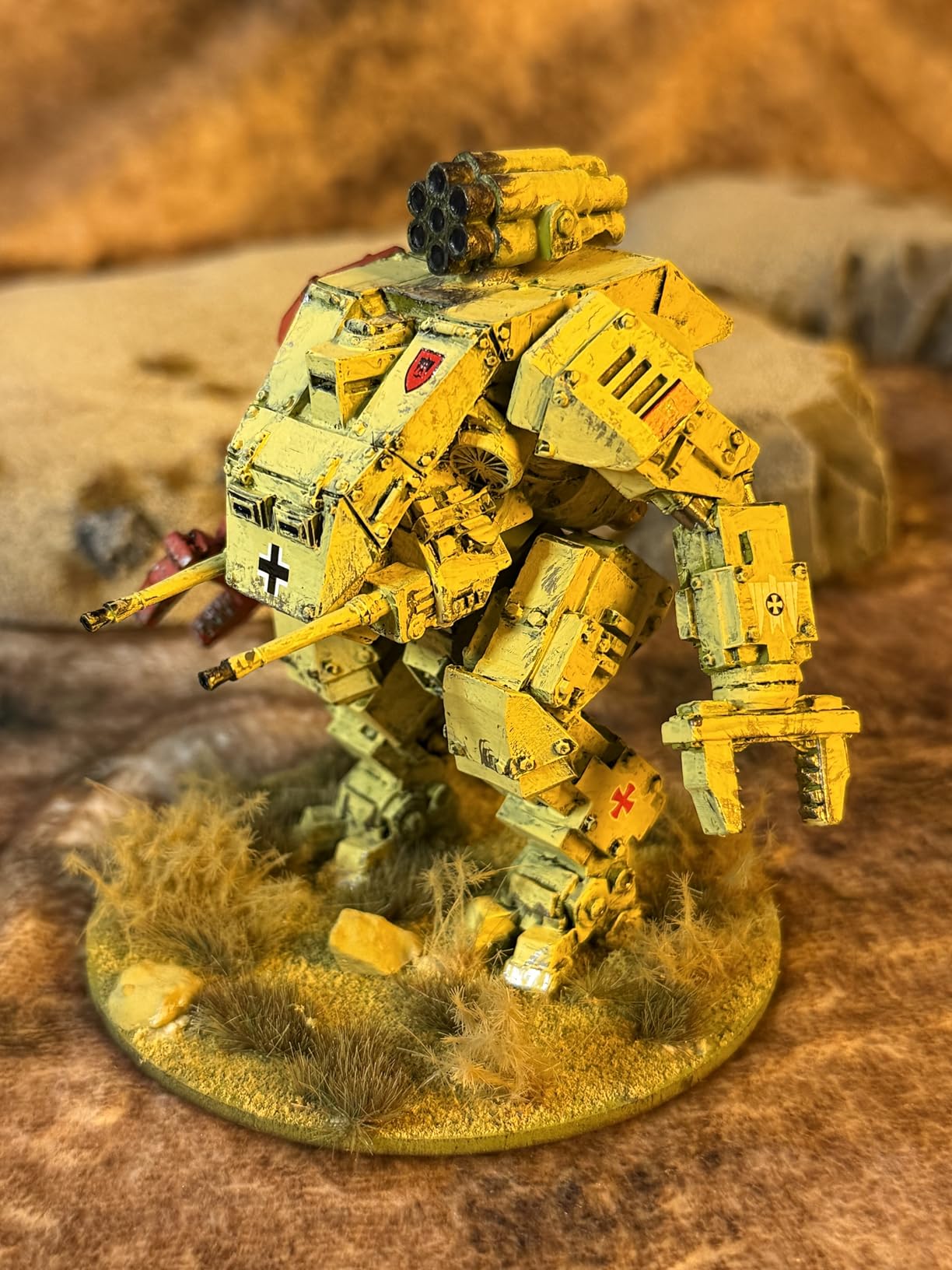 Warlord Games Heuschrecke (Locust) Medium Panzermech - Axis Miniature for Konflikt 47 Highly Detailed 28mm Scale Miniatures customer photo 2
