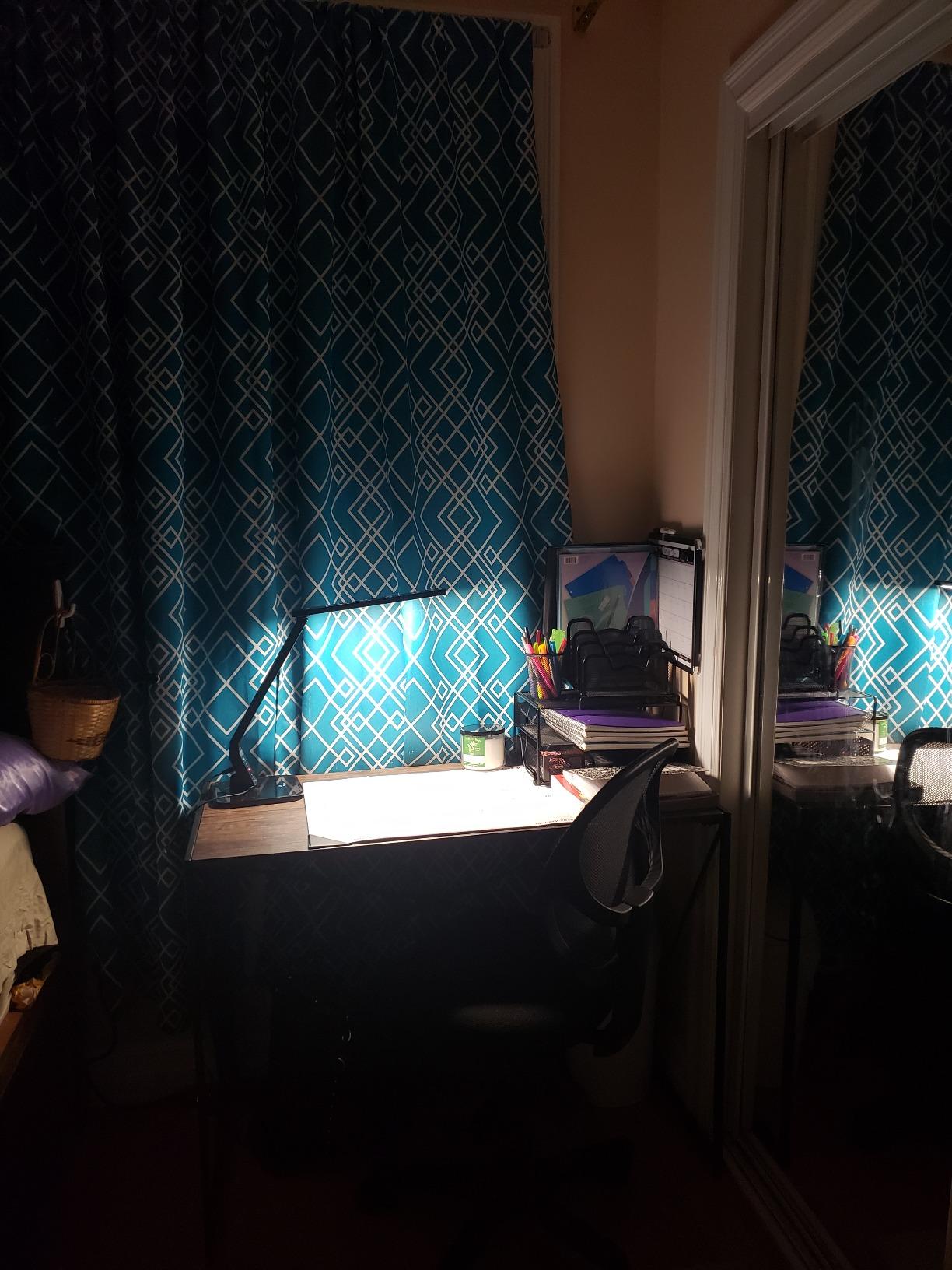 Ambertronix Minimalist LED Desk Lamp, 5 Lighting Modes, USB Charging Port, Aluminum Arms, Portable, Dimmable, Touch Control, Auto Timer, Power Adapter (5V2A) Required and Included. customer photo 1