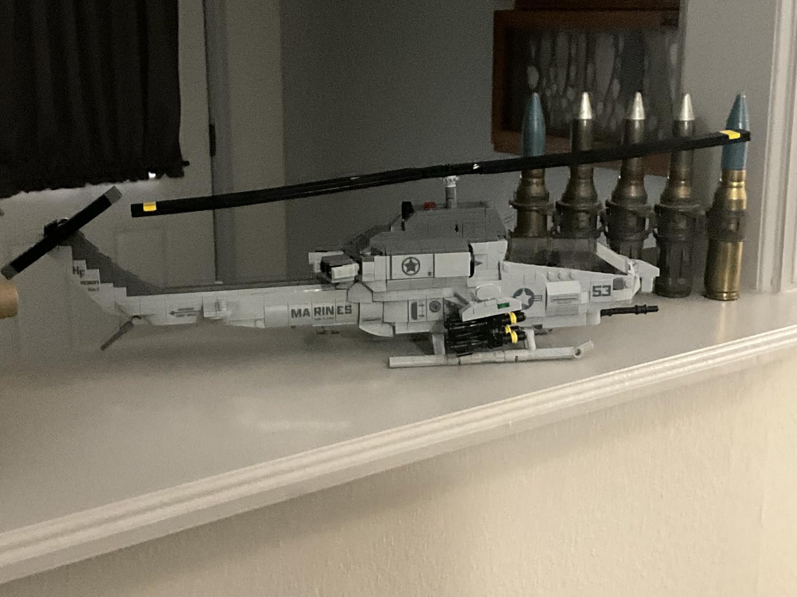 MISINI M8024 AH-1W Super Cobra Armed Helicopter Building Blocks Set, 958 Pcs Military Helicopter Building Kit customer photo 1