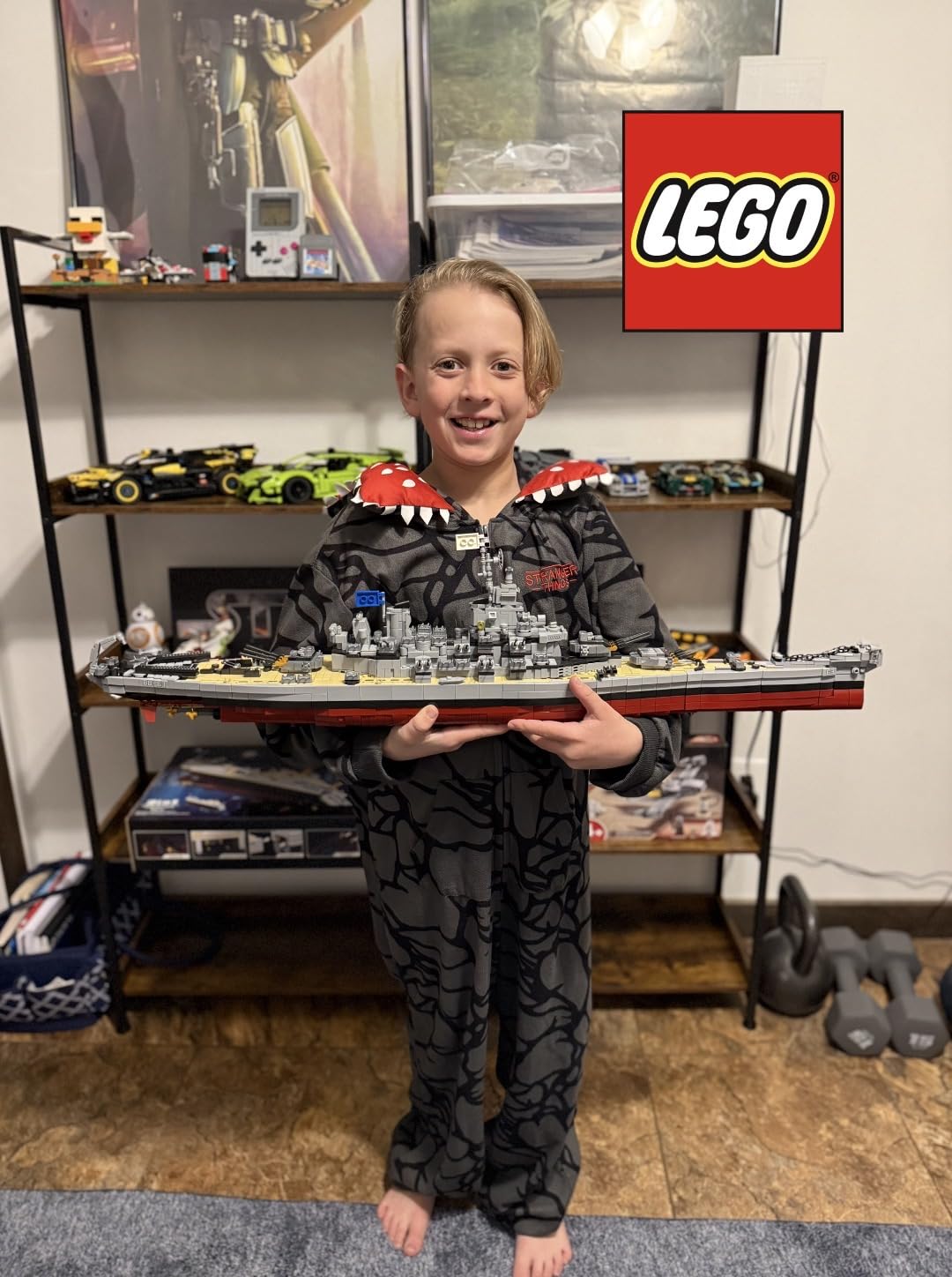 Military Series World War II Battleship Building Kit, 2277 Pcs Queen Elizabeth Class Battleship Compatible with Lego Military Army Set customer photo 1