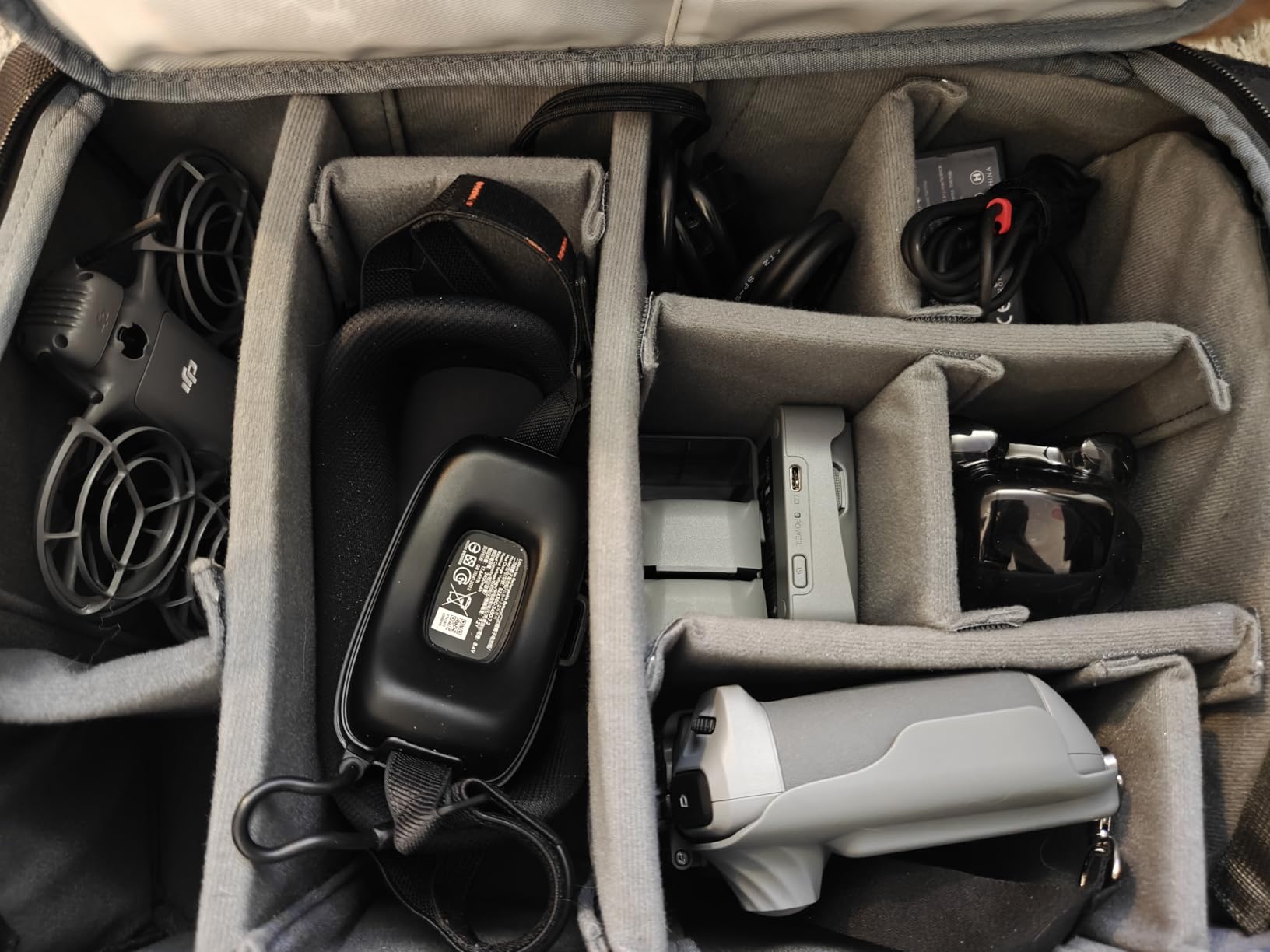 TARION FPV Drone Backpack 30L - Extra Large with 17in Laptop Compartment customer photo 1